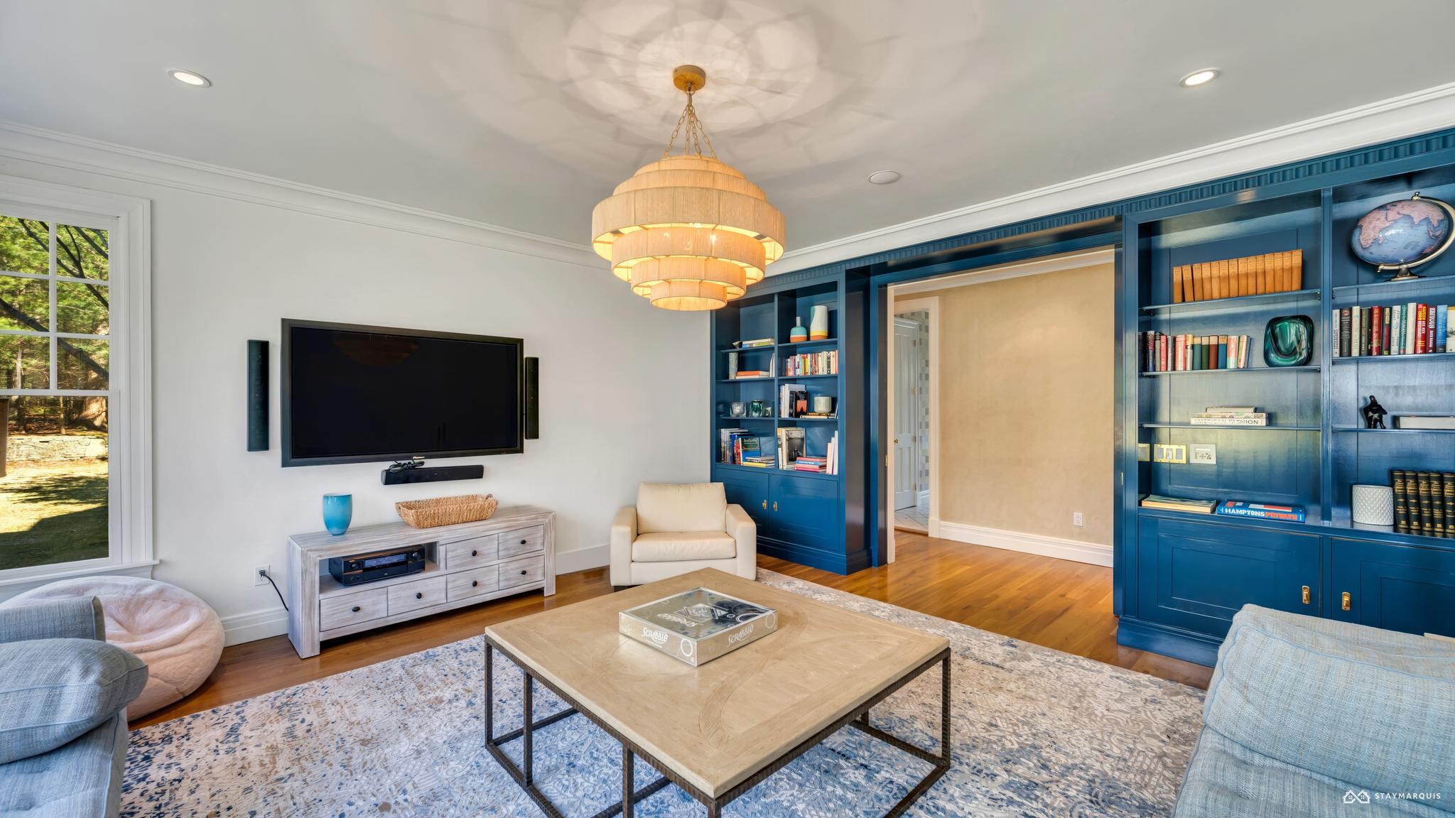 Magnificent on Mile Hill, view 15