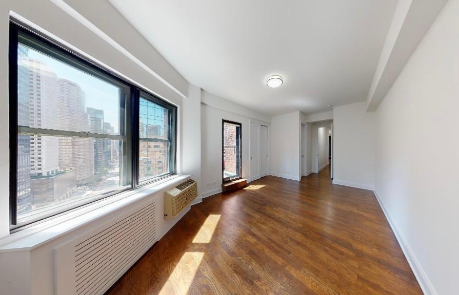 157 E 57th St, view 12
