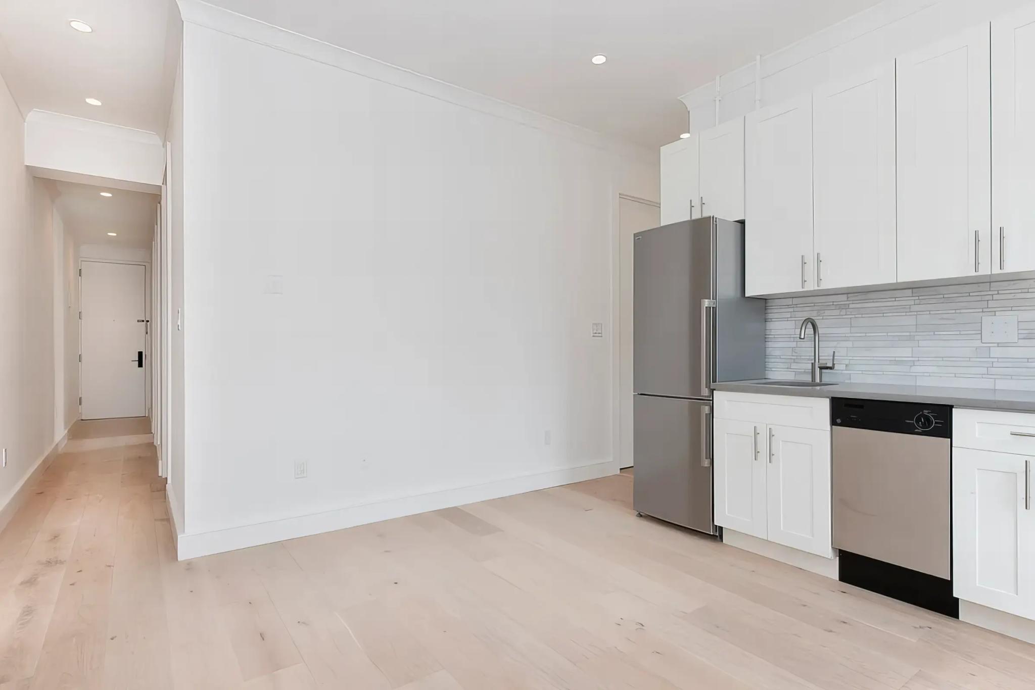 245 East 30th Street #32, view 2