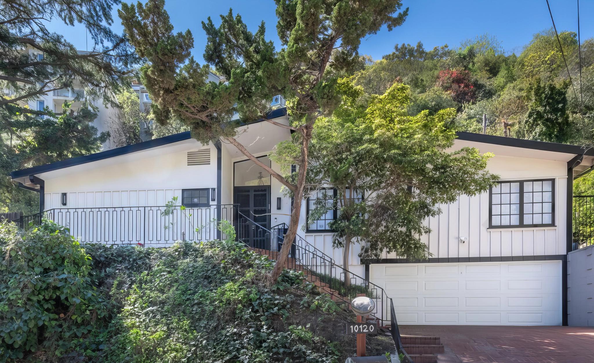 10120 Cielo Dr, view 17