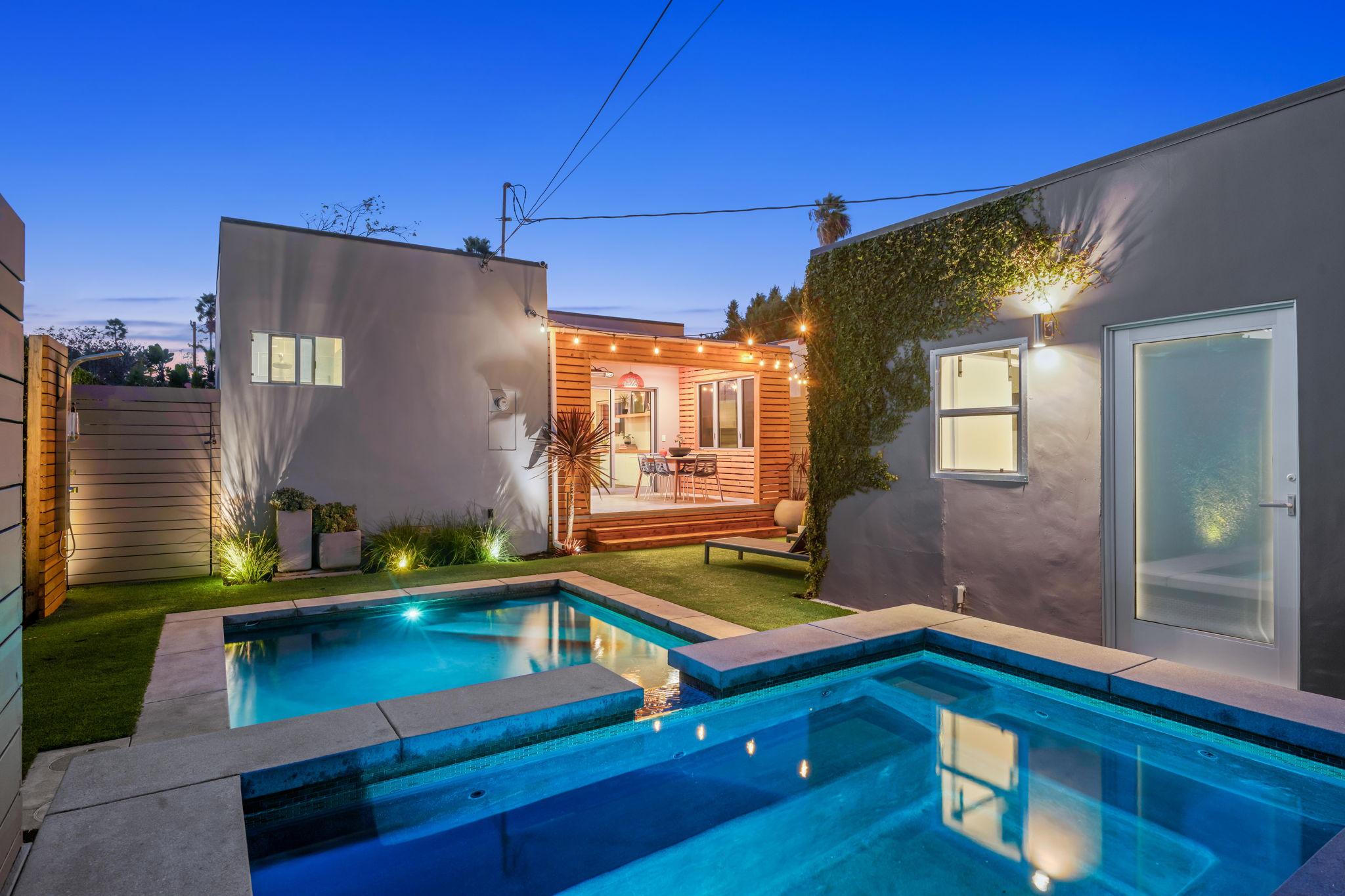 940 Venezia Ave, view 21