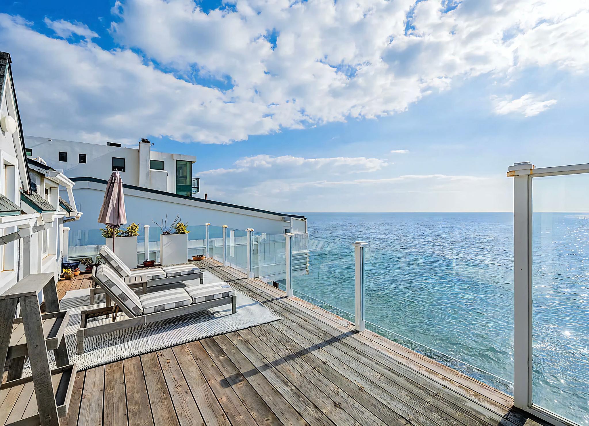 19232 Pacific Coast Hwy, view 9
