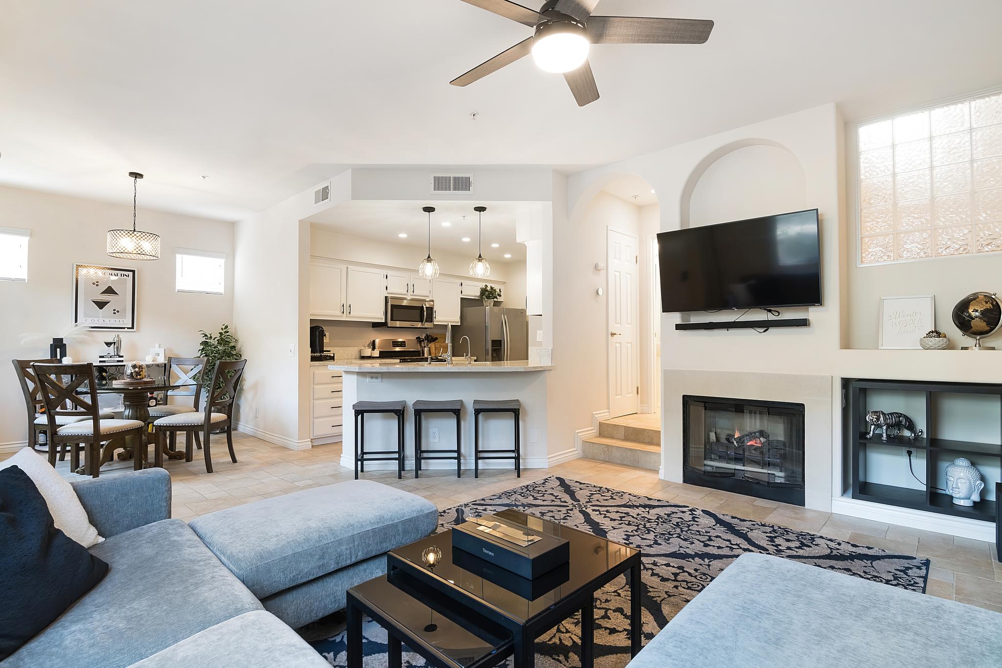 108 Santa Barbara Ct, view 4