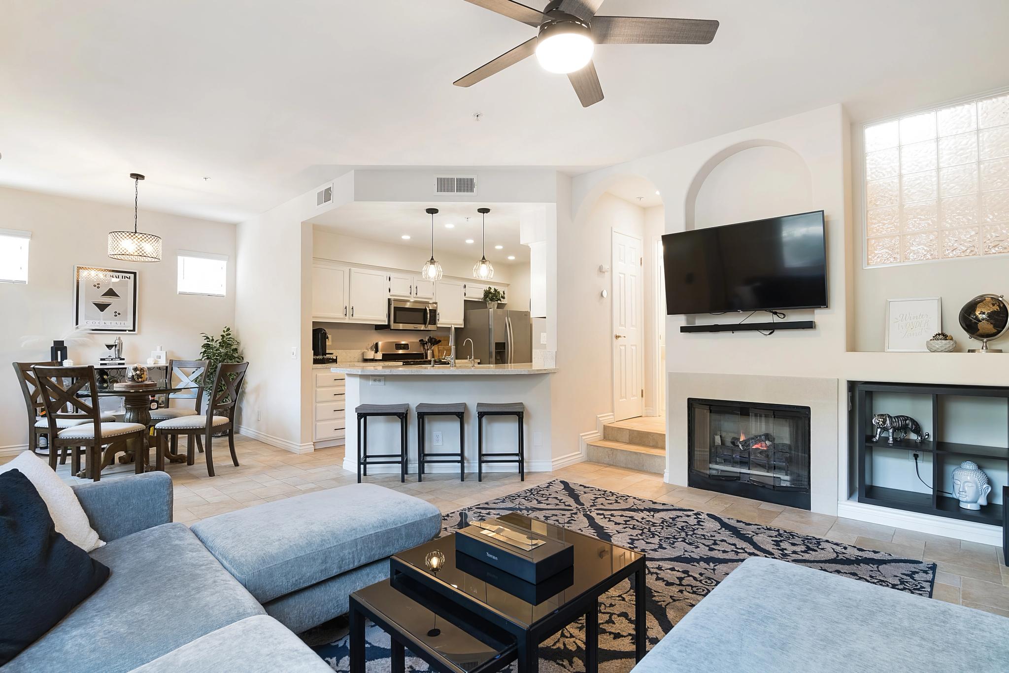 108 Santa Barbara Ct, view 4