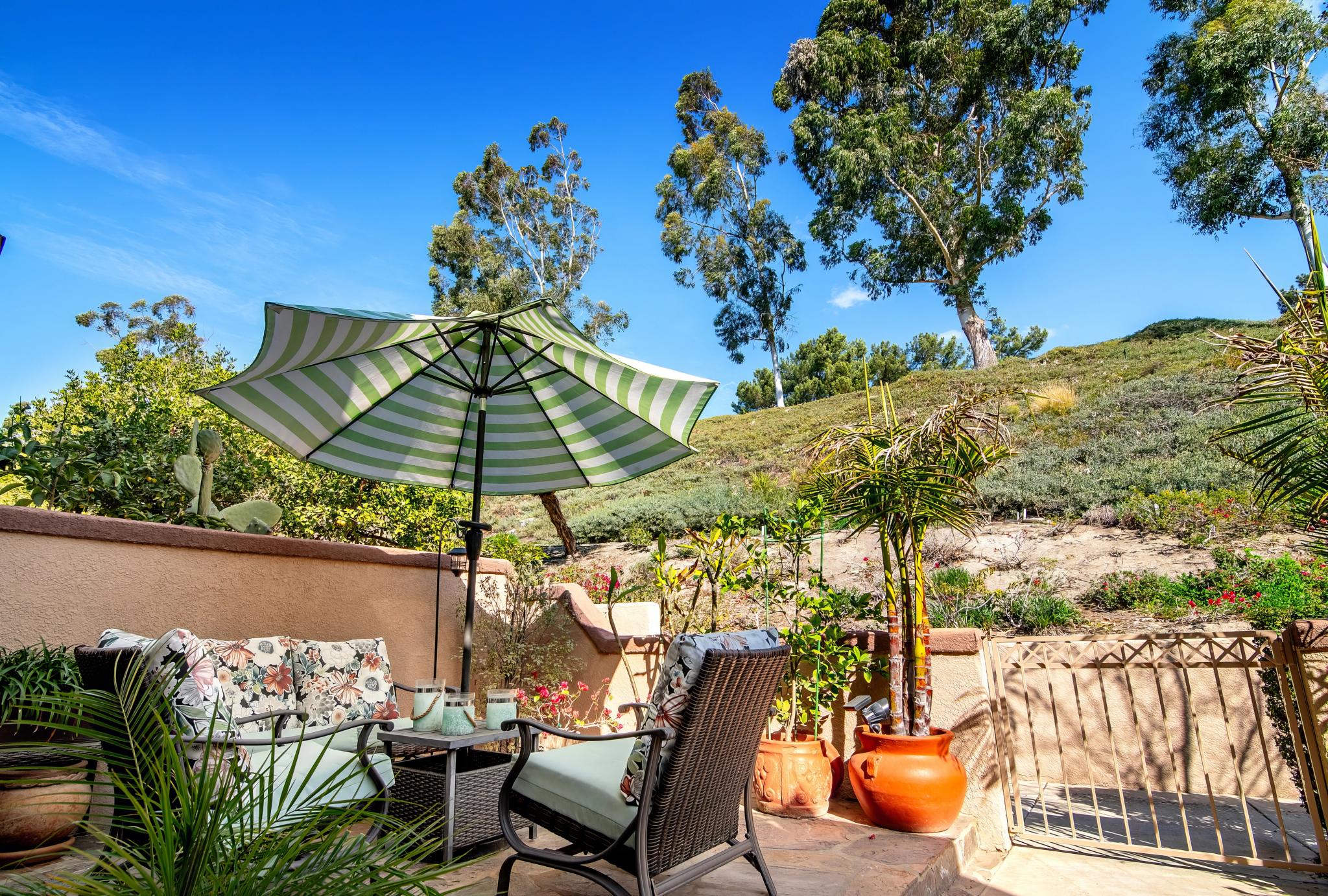 108 Santa Barbara Ct, view 2
