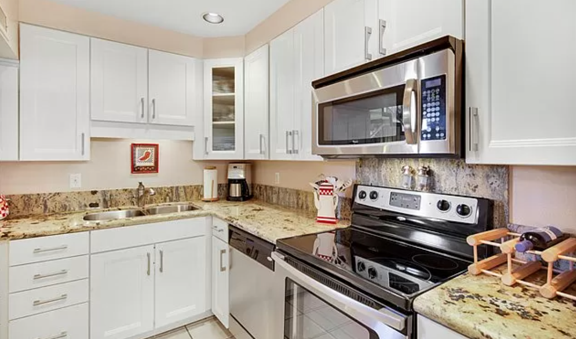 45451 Lupine Ln, view 9
