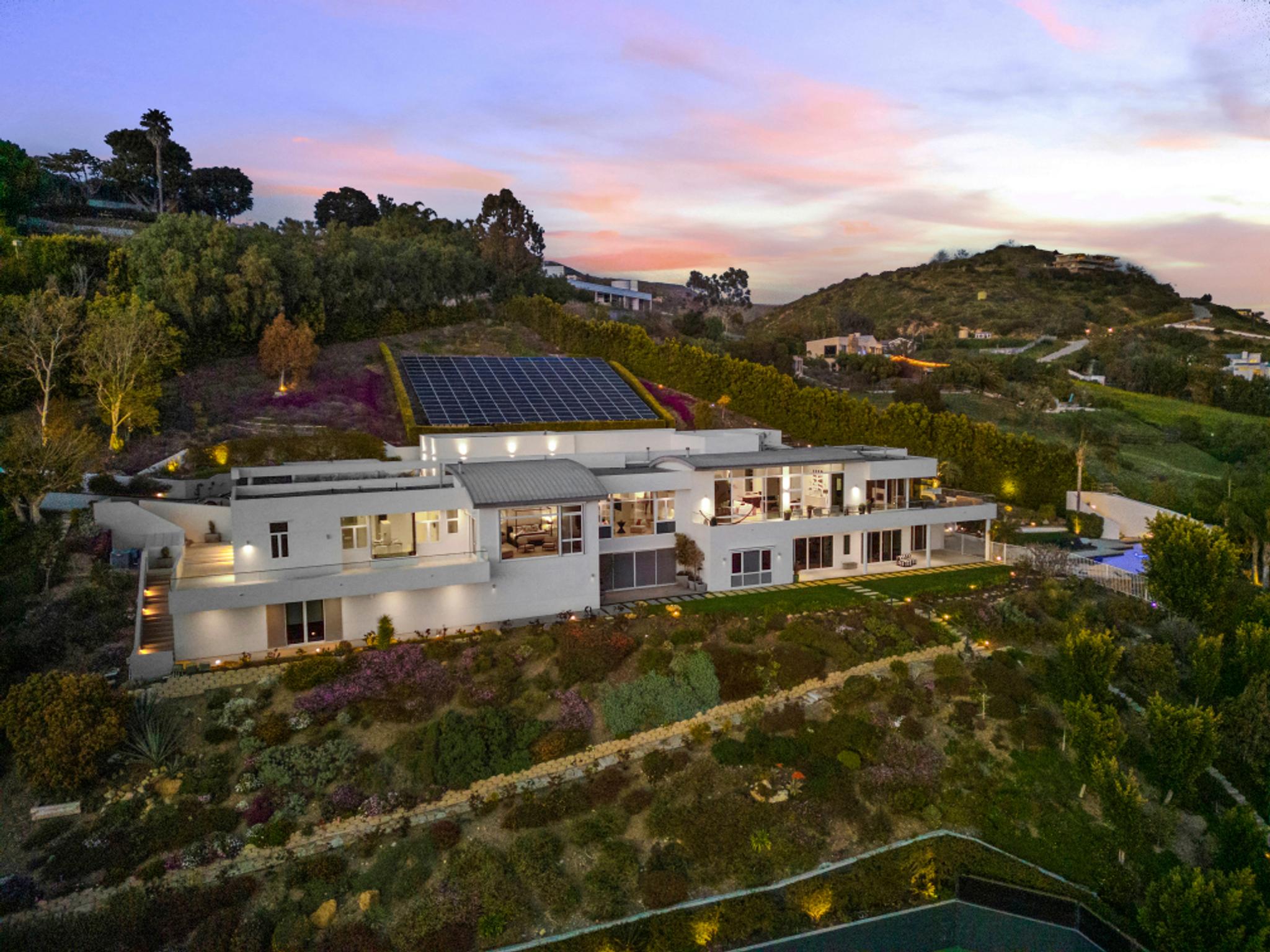 Winding Way, view 11