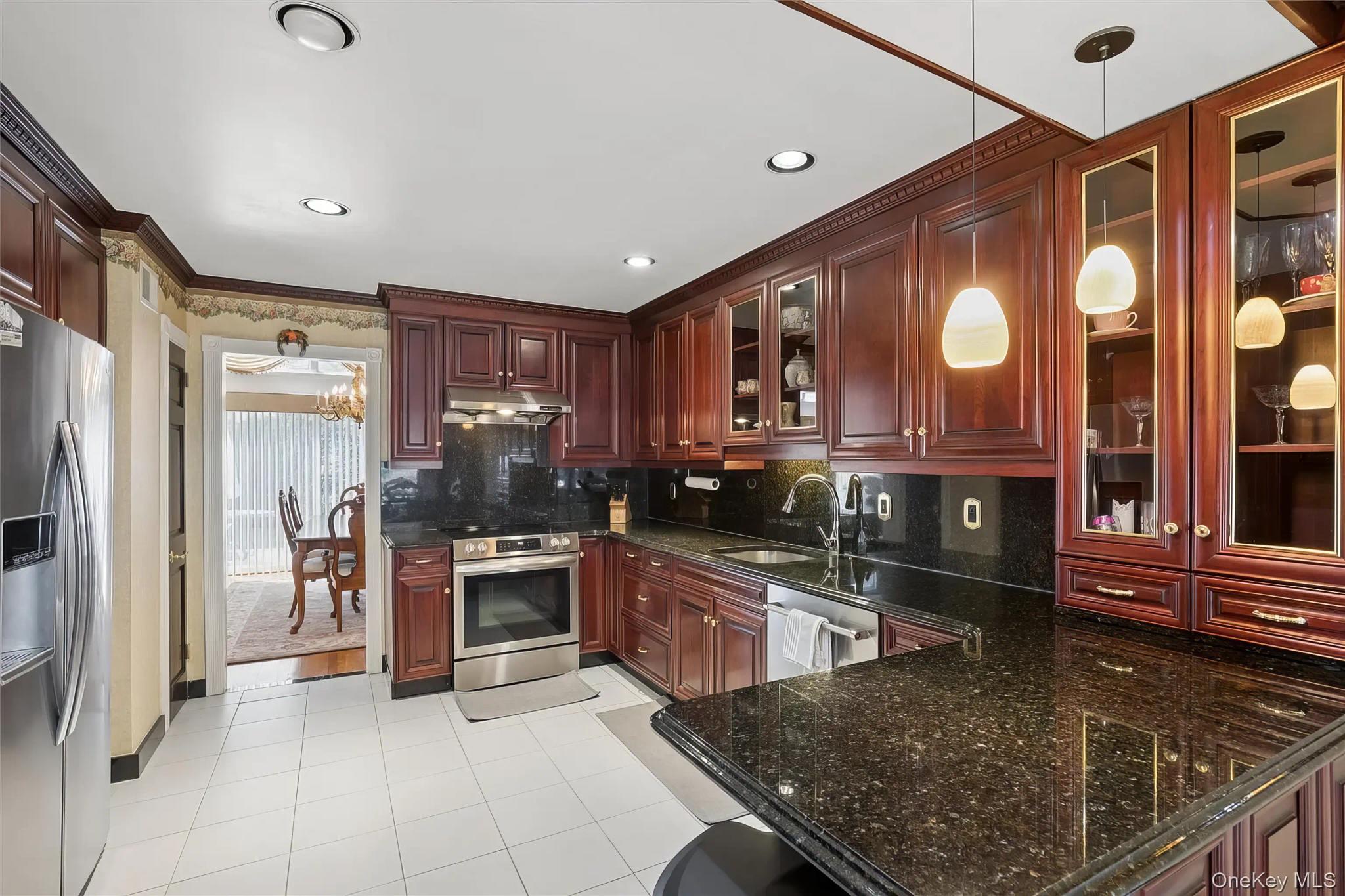 25 Fairway Circle S, view 18