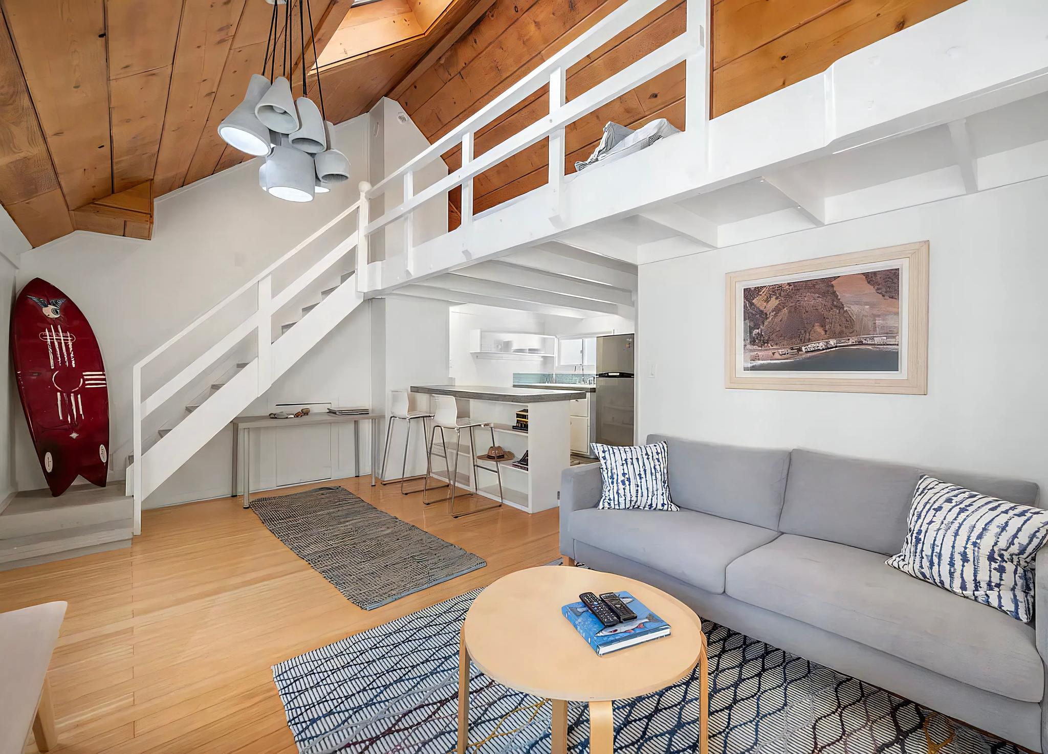 19232 Pacific Coast Hwy, view 12