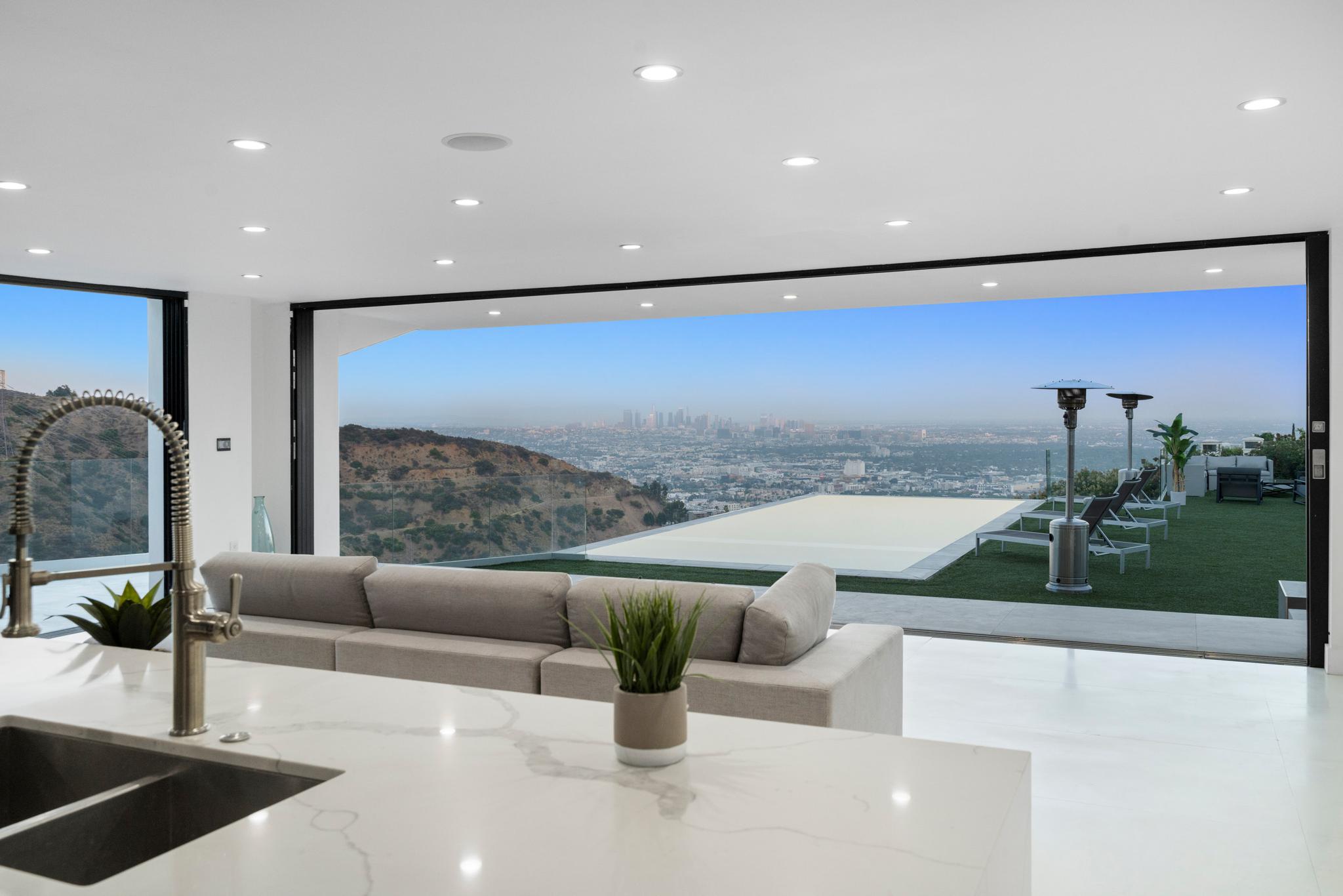 Hercules Sky, view 18