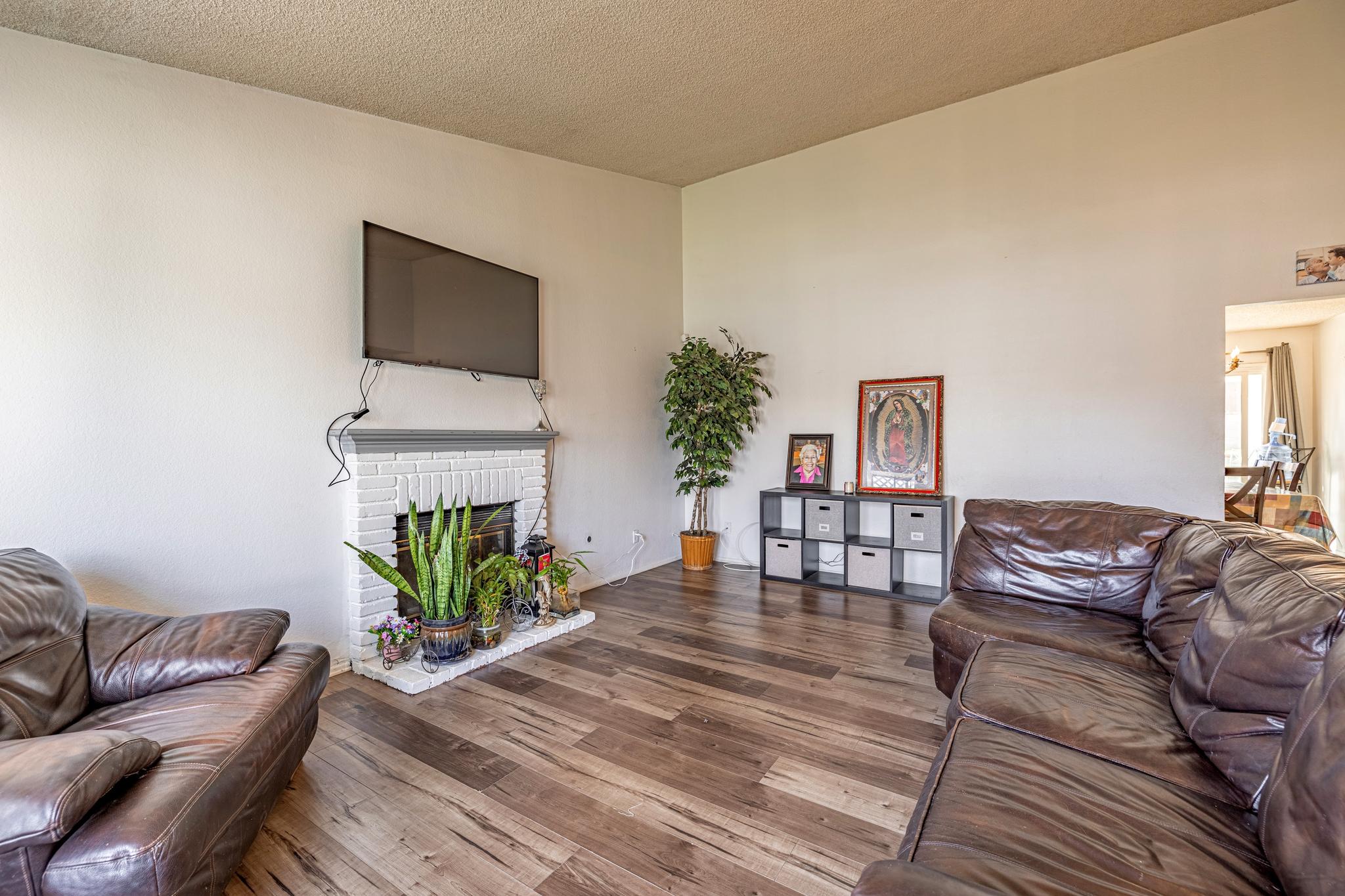 2048 Moonlight CT, view 14