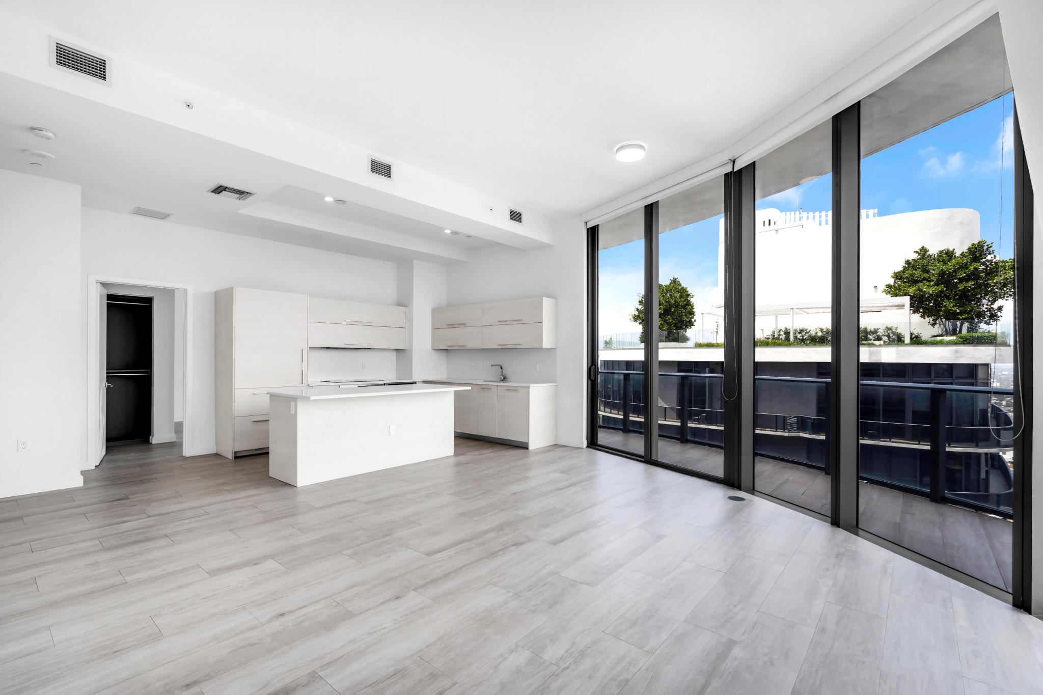 45 SW 9th St, view 3