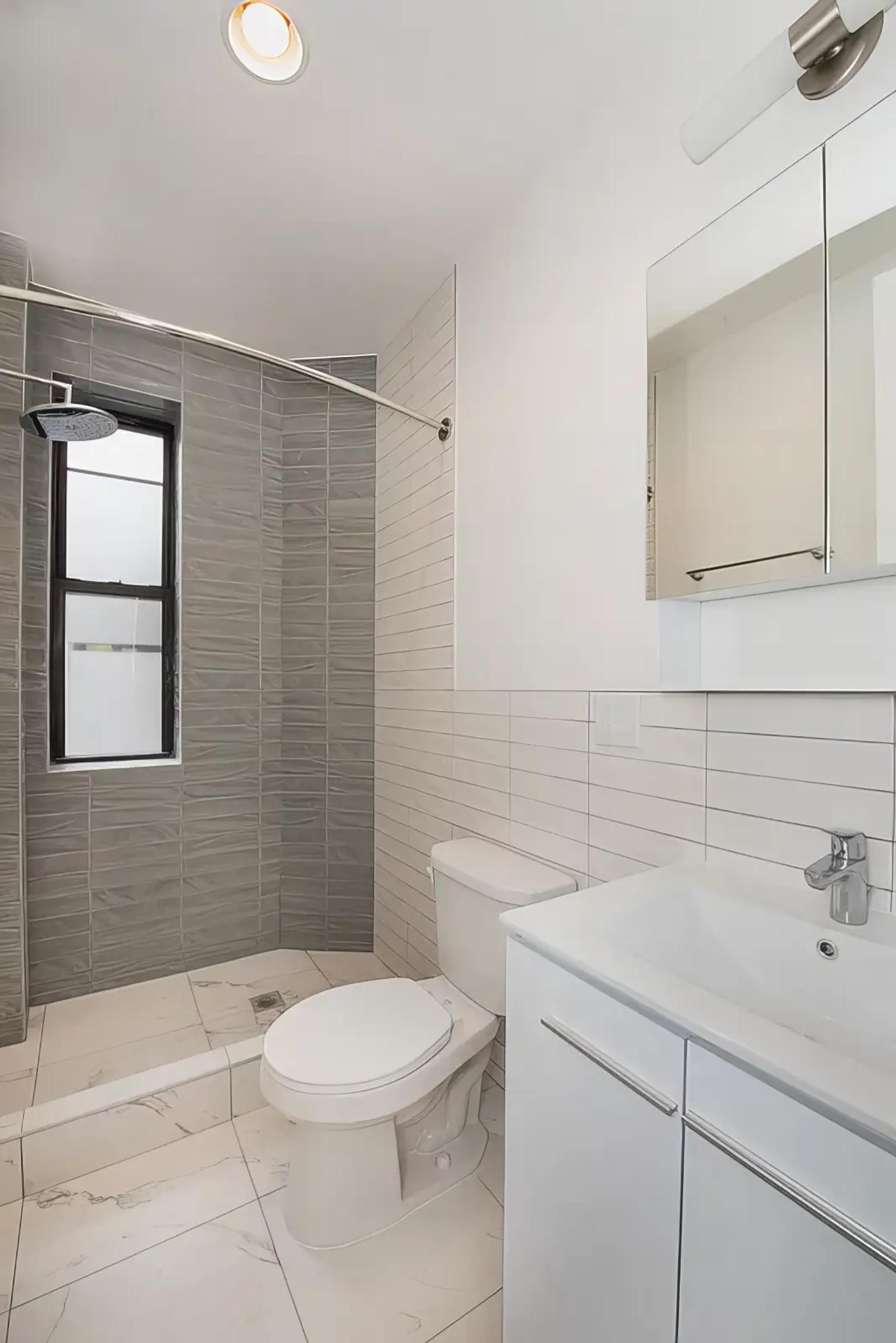 245 East 30th Street #32, interior