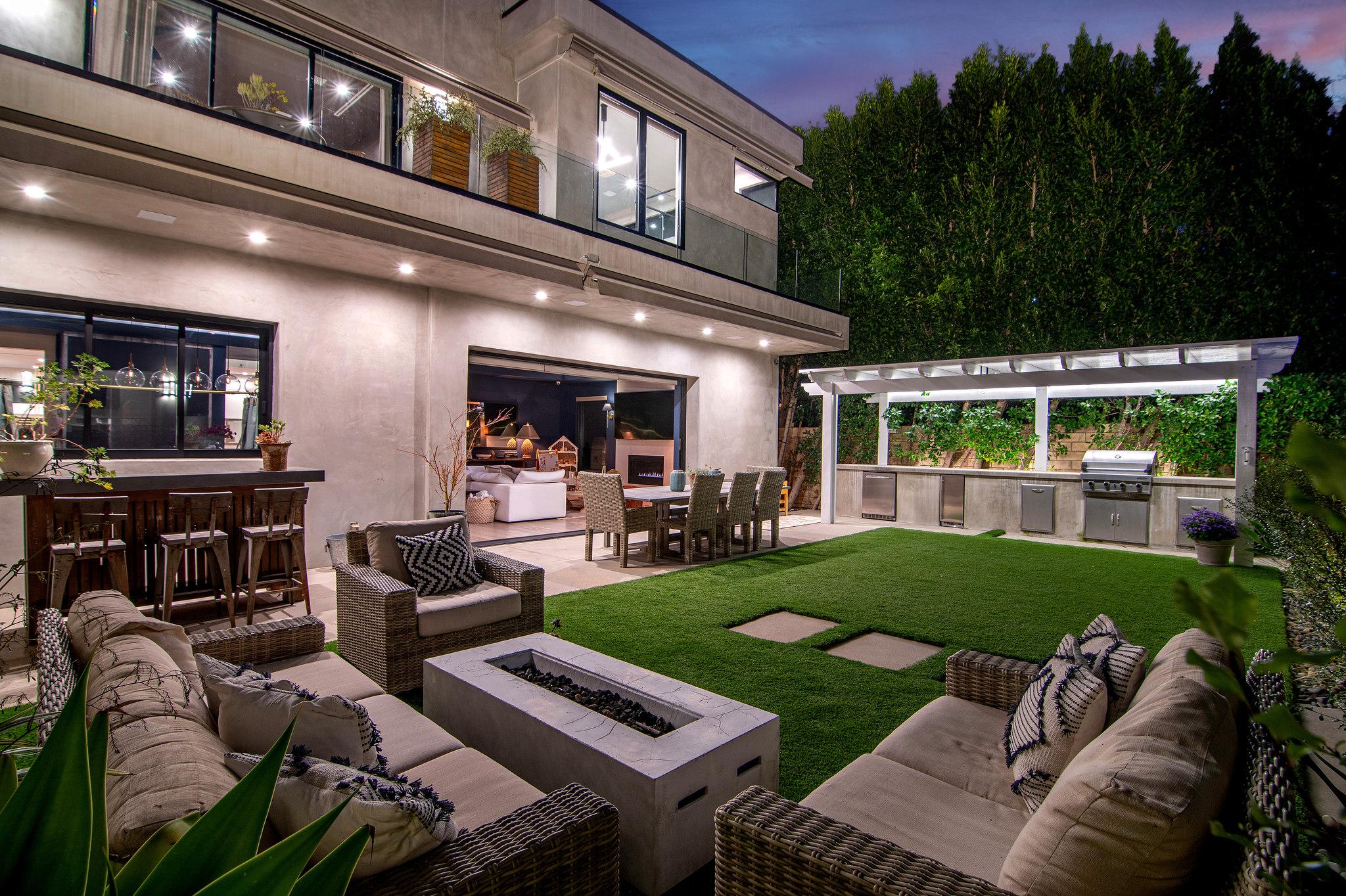 14840 Sutton St, view 2
