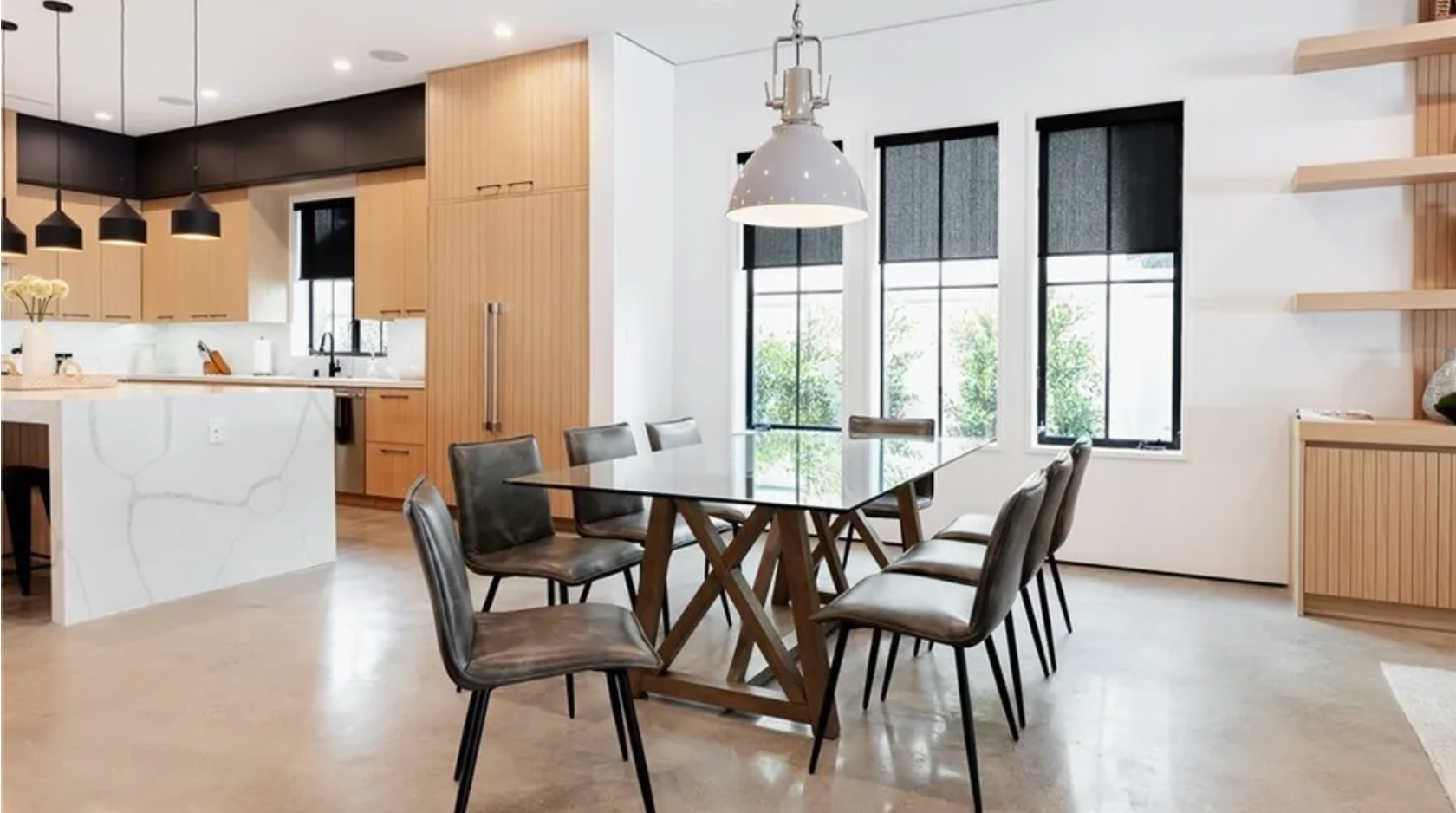 4734 Tobias Ave, view 7