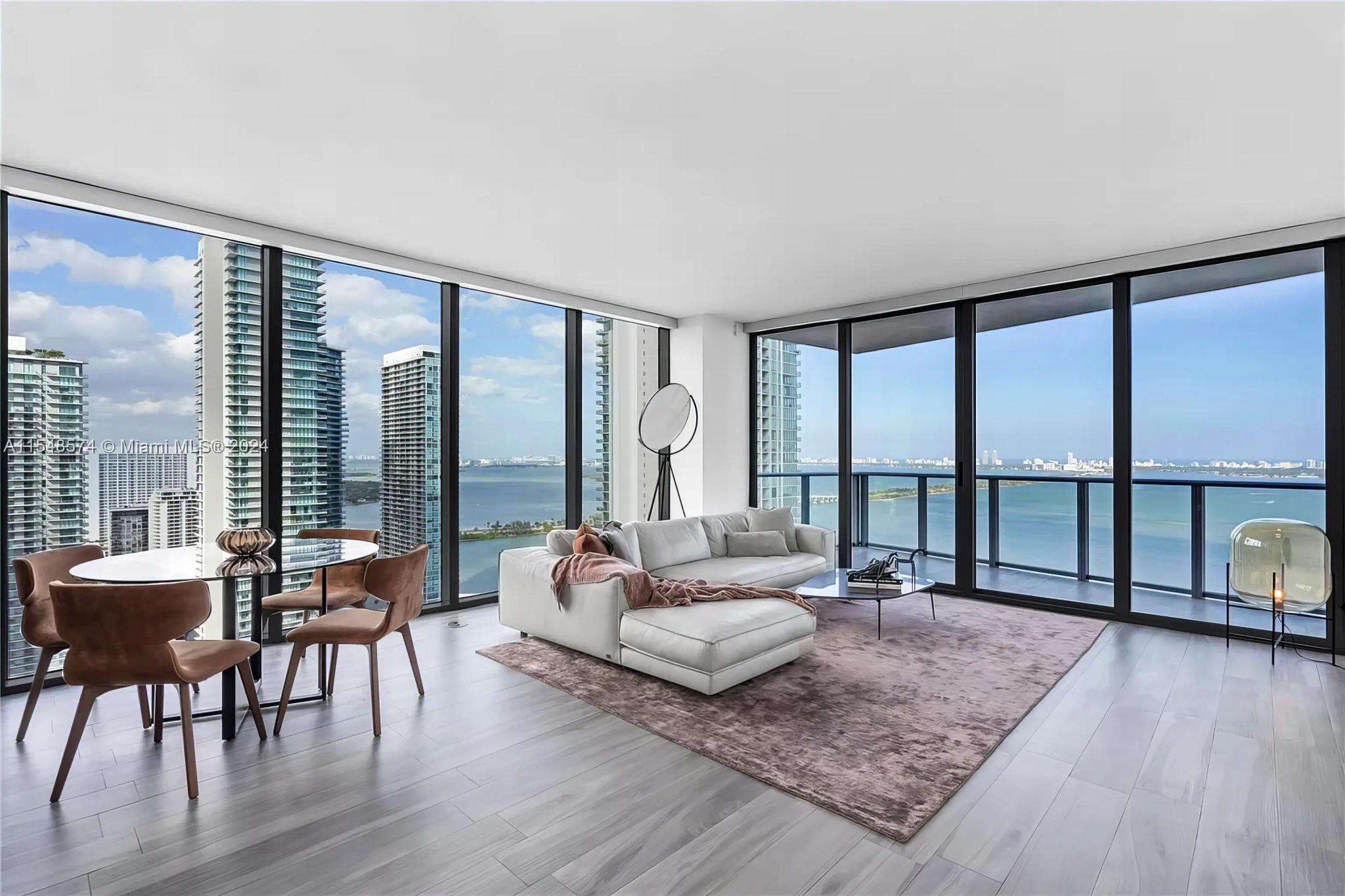 460 NE 28th St APT 3601