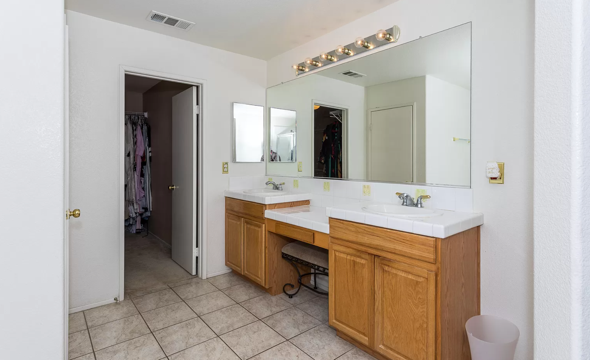 43246 22nd St., view 28