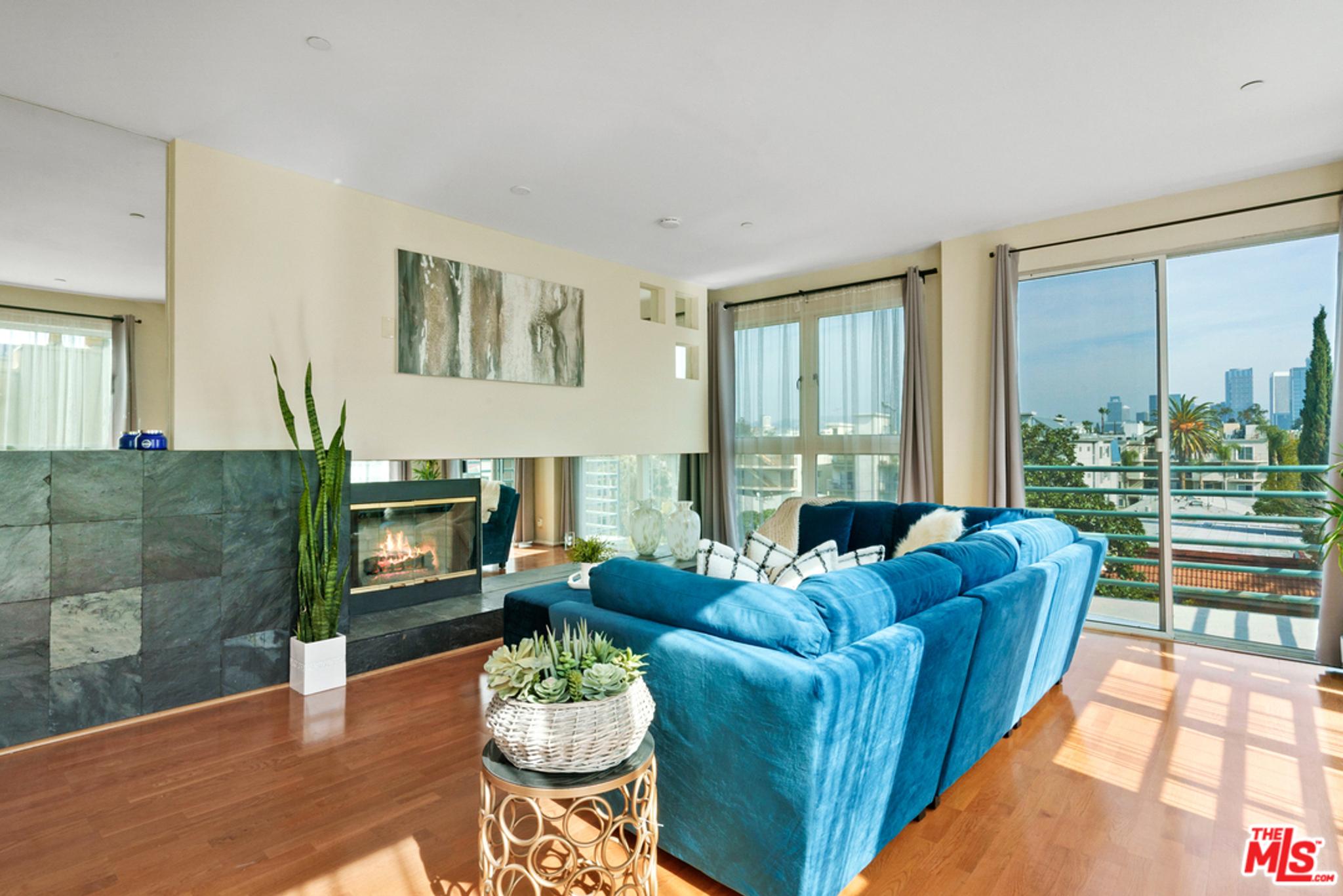 1927 Glendon Ave, view 16