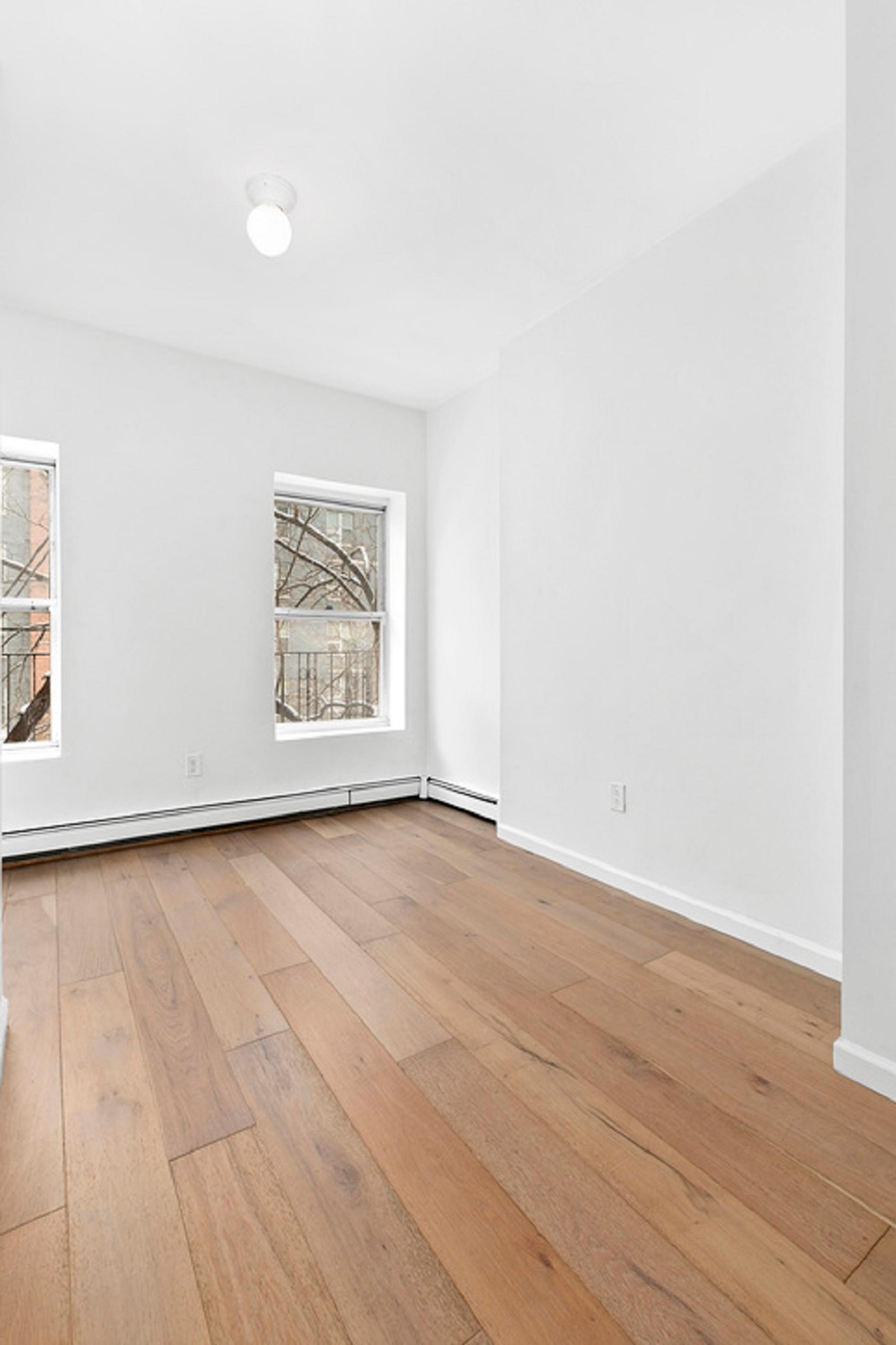 42 Clermont Ave, interior