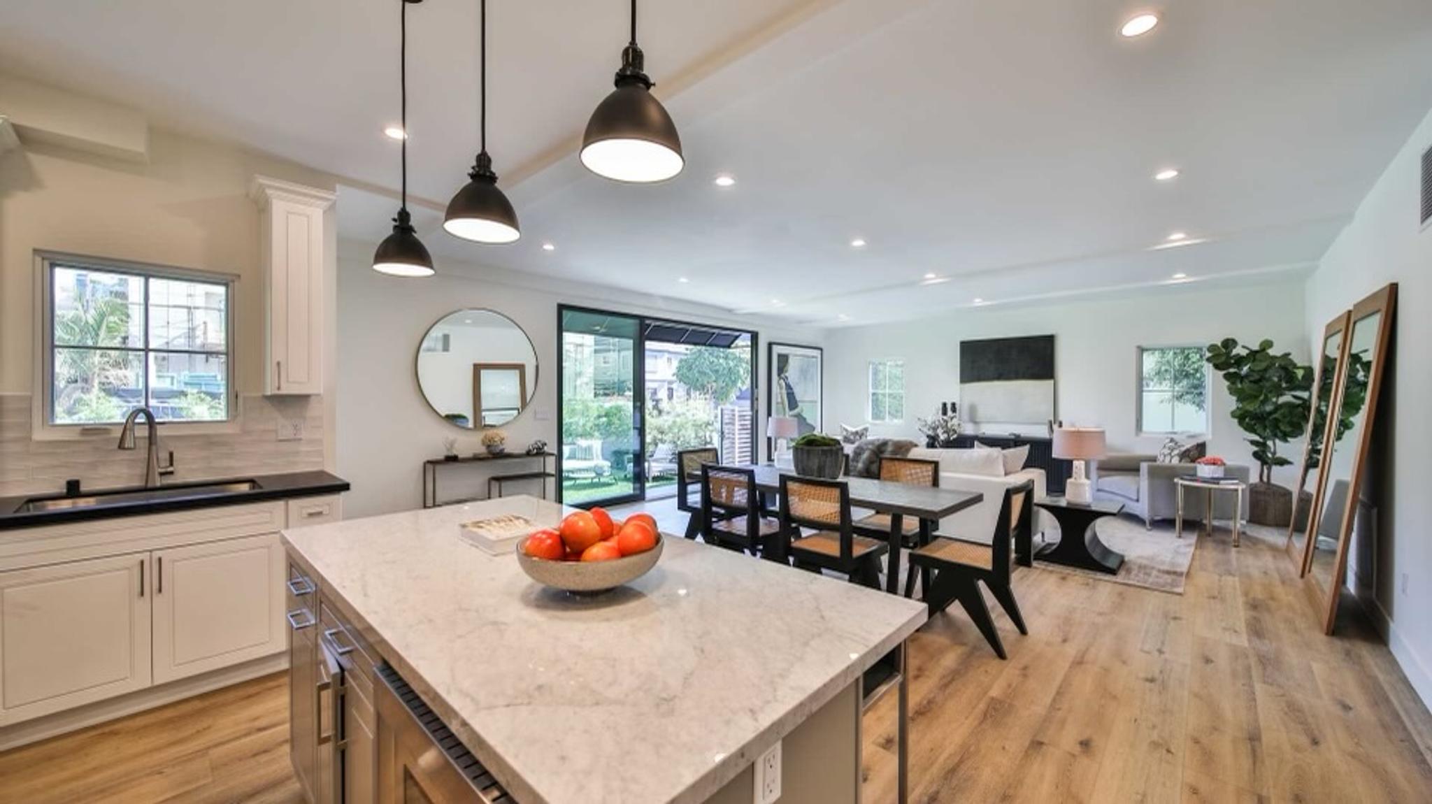 843 N Alfred St., view 6