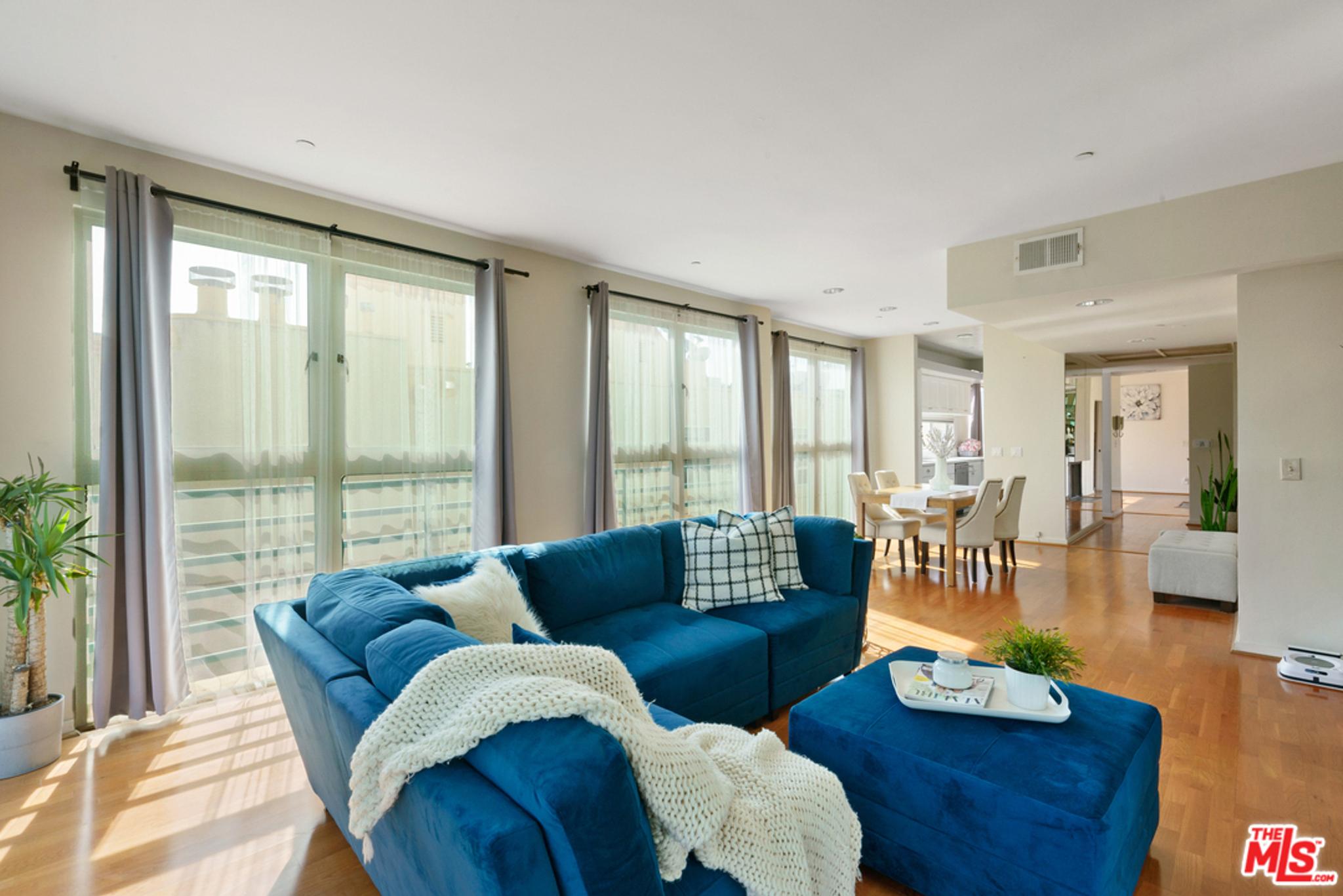1927 Glendon Ave, view 15