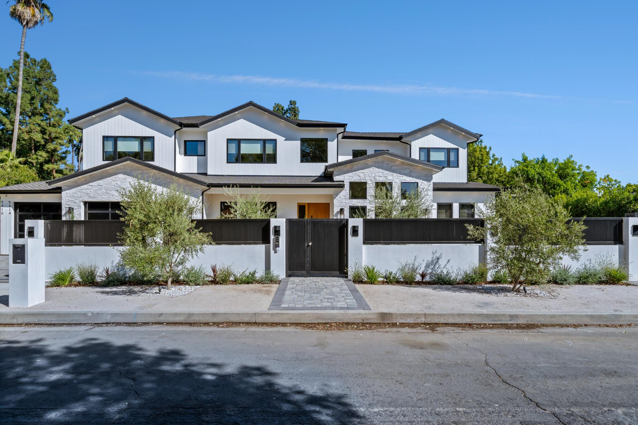 5414 Genesta Ave, view 2