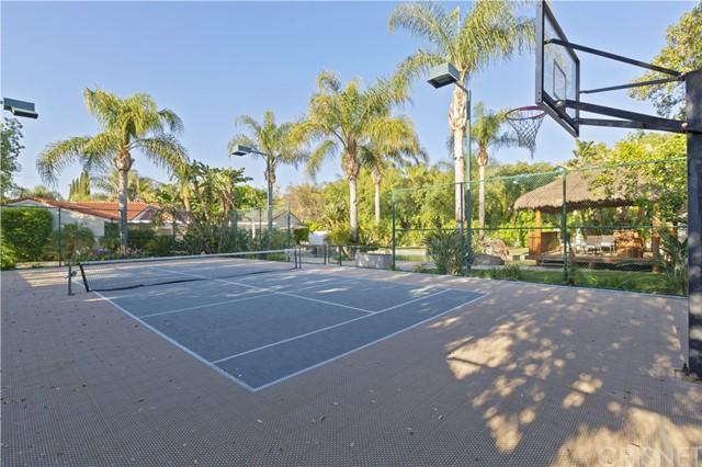 22950 Erwin St, view 18