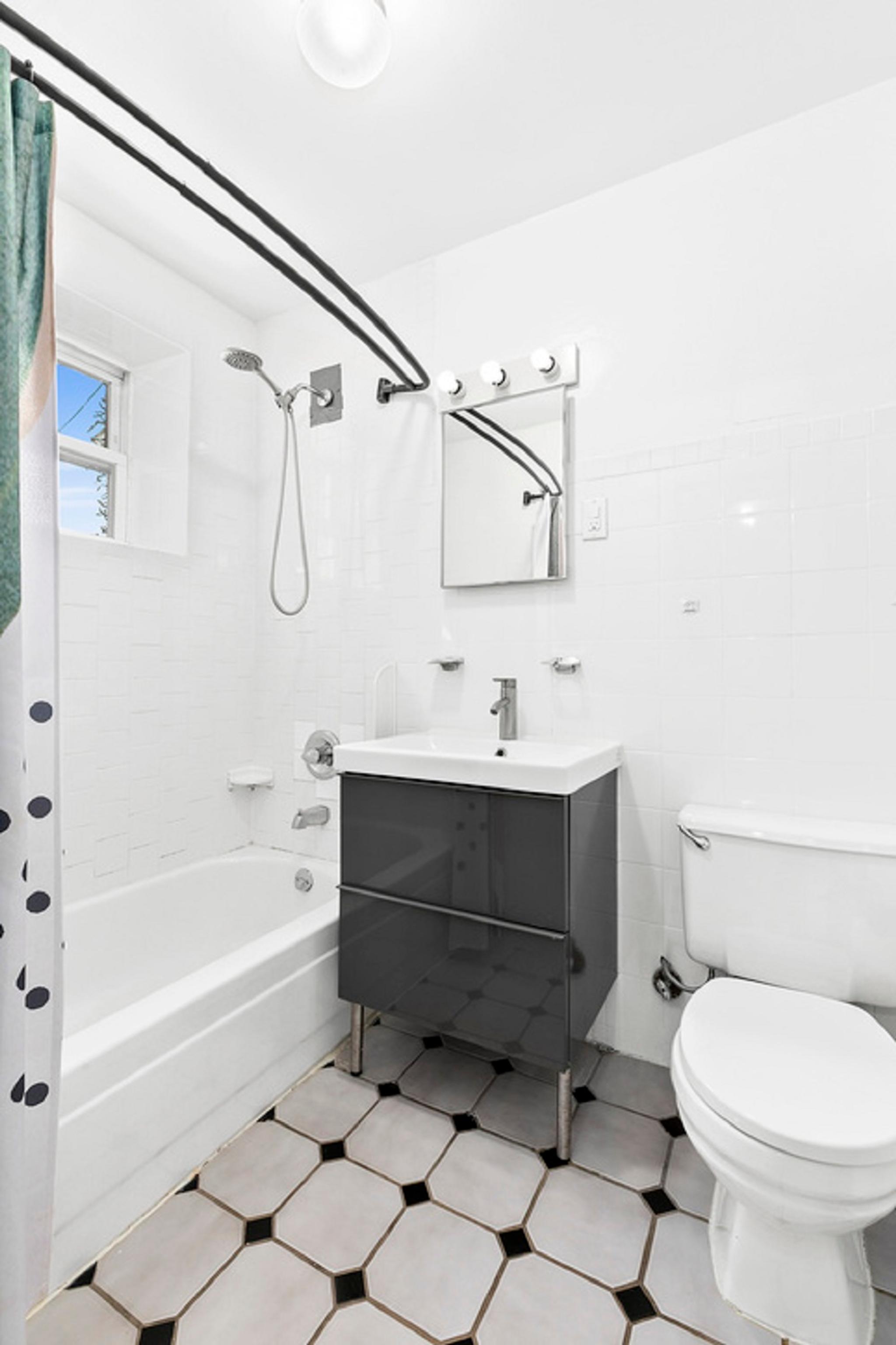 42 Clermont Ave