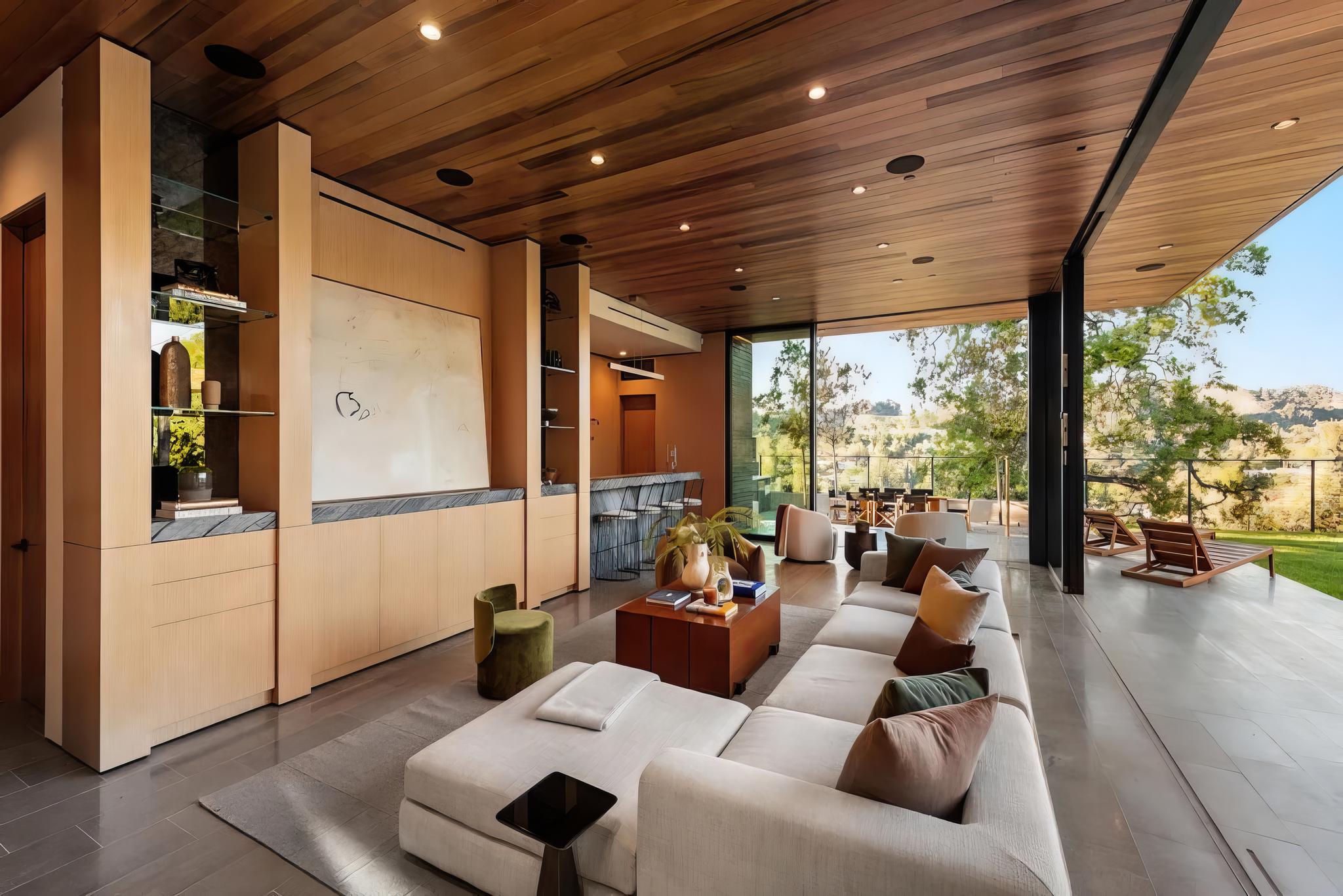 Oak Pass Manor, view 22