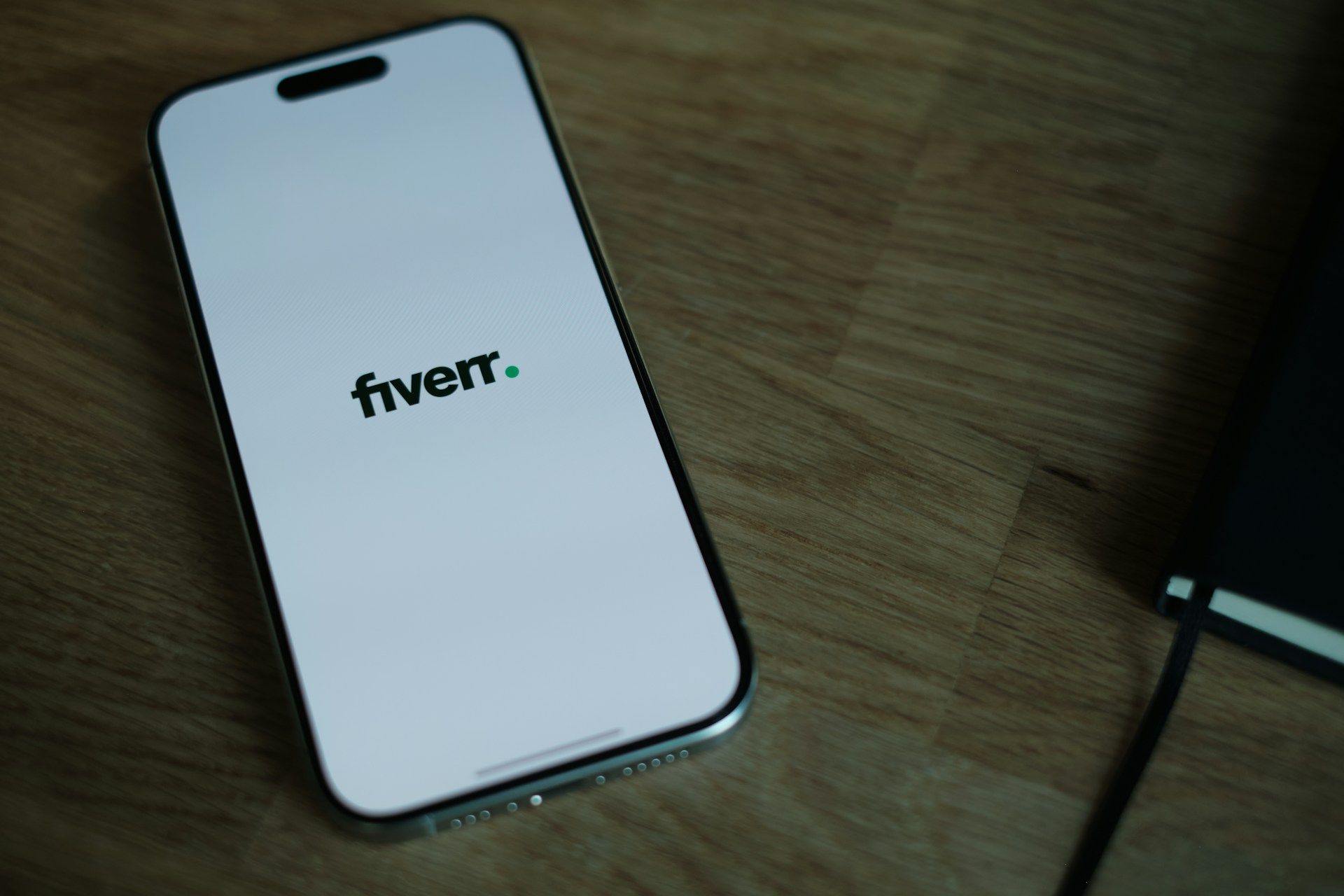 Fiverr: como funciona e como sacar seus ganhos no Brasil
