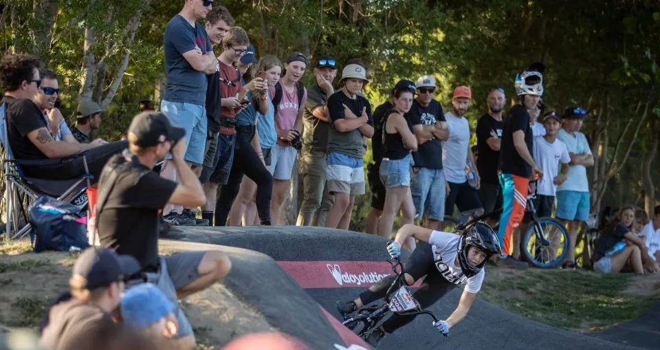 RIDE COROMANDEL BIKE PARK COMMUNITY DEFIBRILLATOR