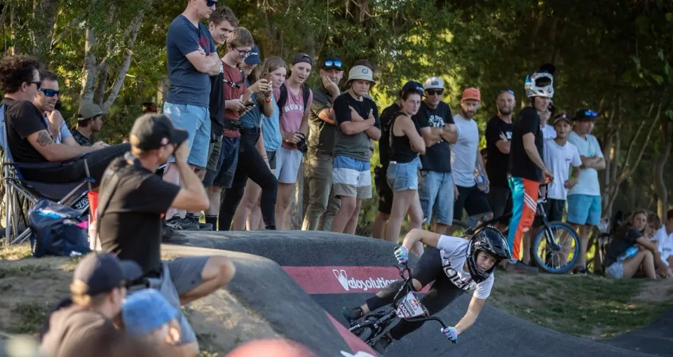 RIDE COROMANDEL BIKE PARK COMMUNITY DEFIBRILLATOR