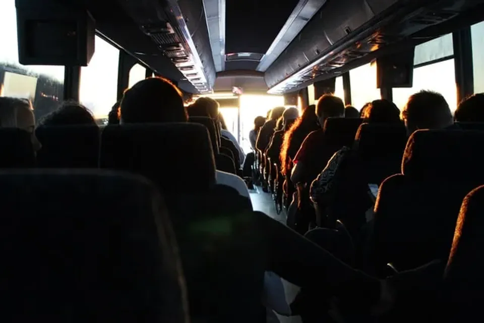 Tairua Bus