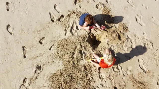 FAMILY SANDCASTLES COMPETITION