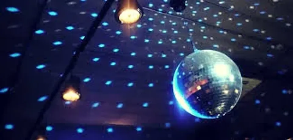 Tairua Retro Fancy Dress Disco and Karaoke 80’s Style