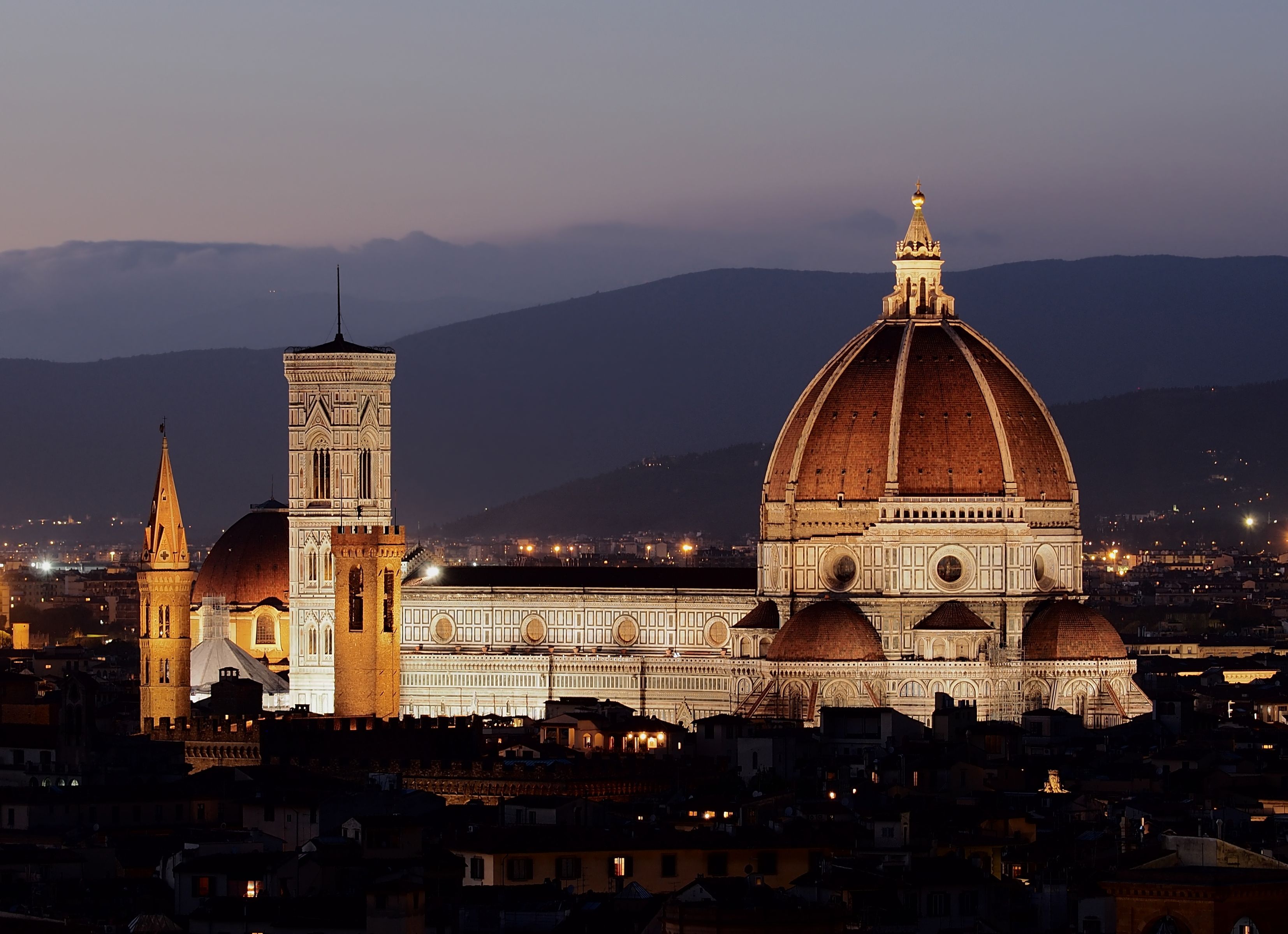 Catedral de Florencia y centro histórico
