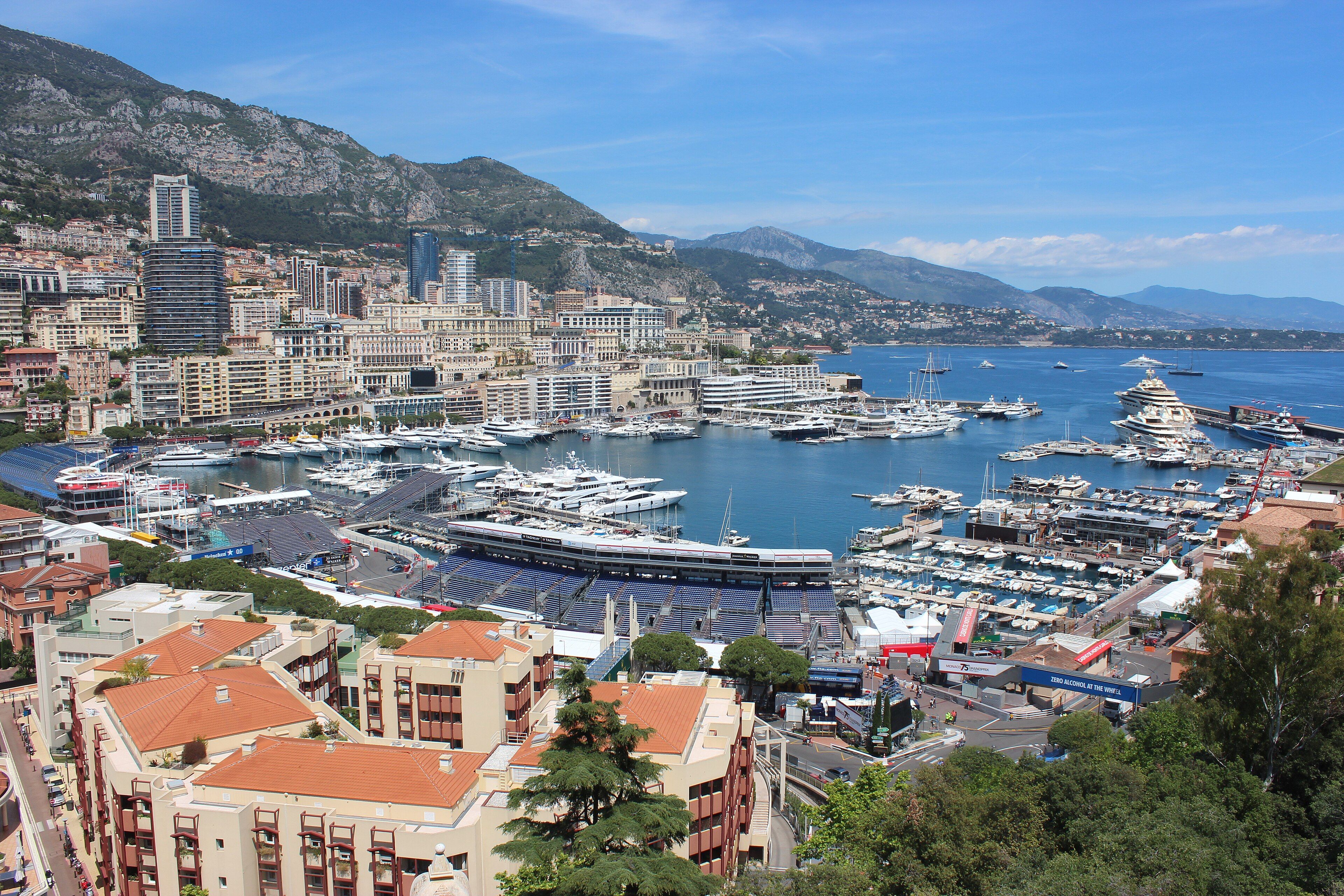 Puerto y ciudad de Montecarlo
