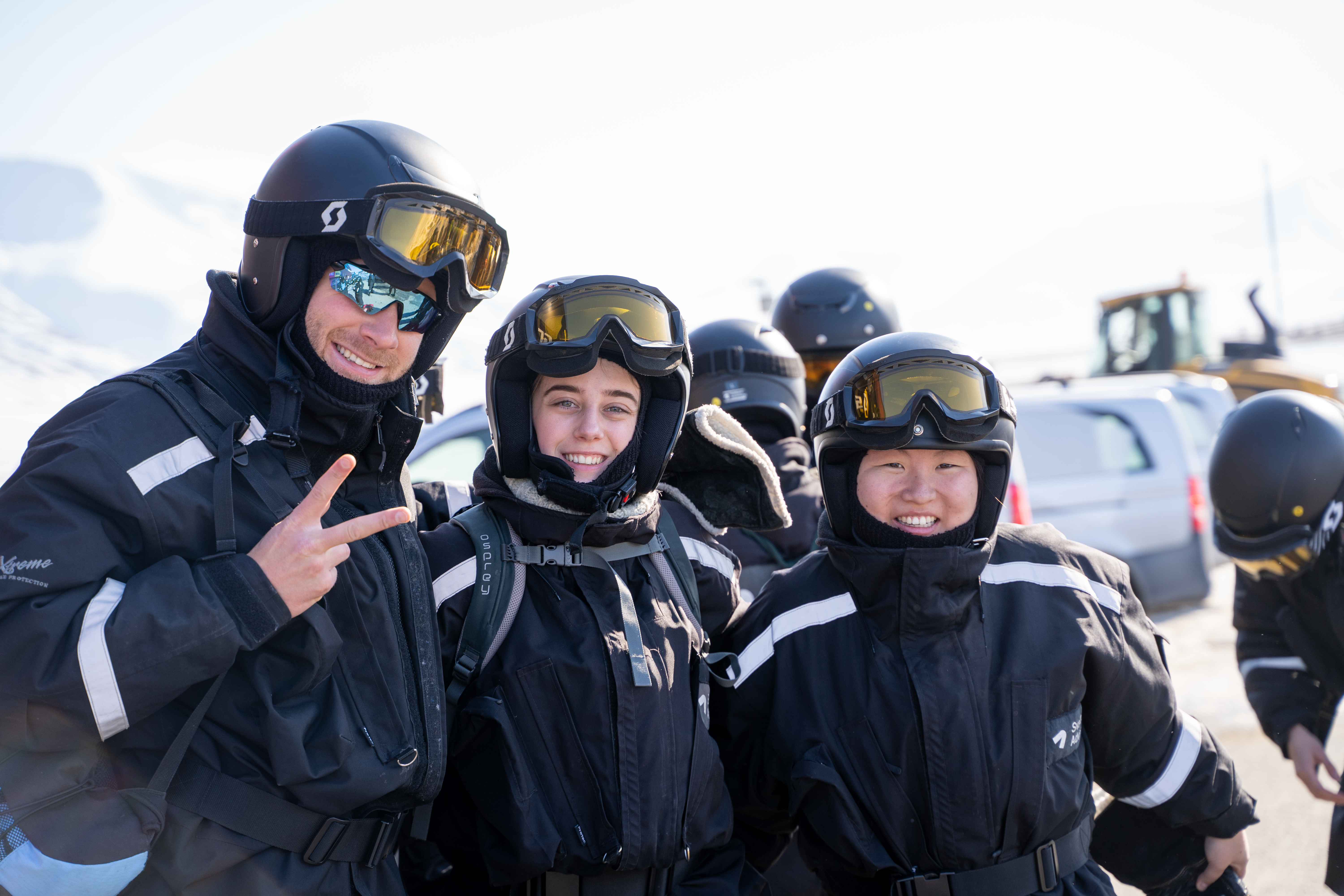 Snøscootersafari Longyearbyen til Tellbreen 