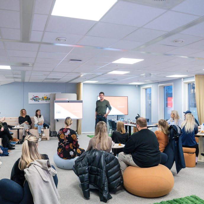 Foredrag i sal sunnfjord u40