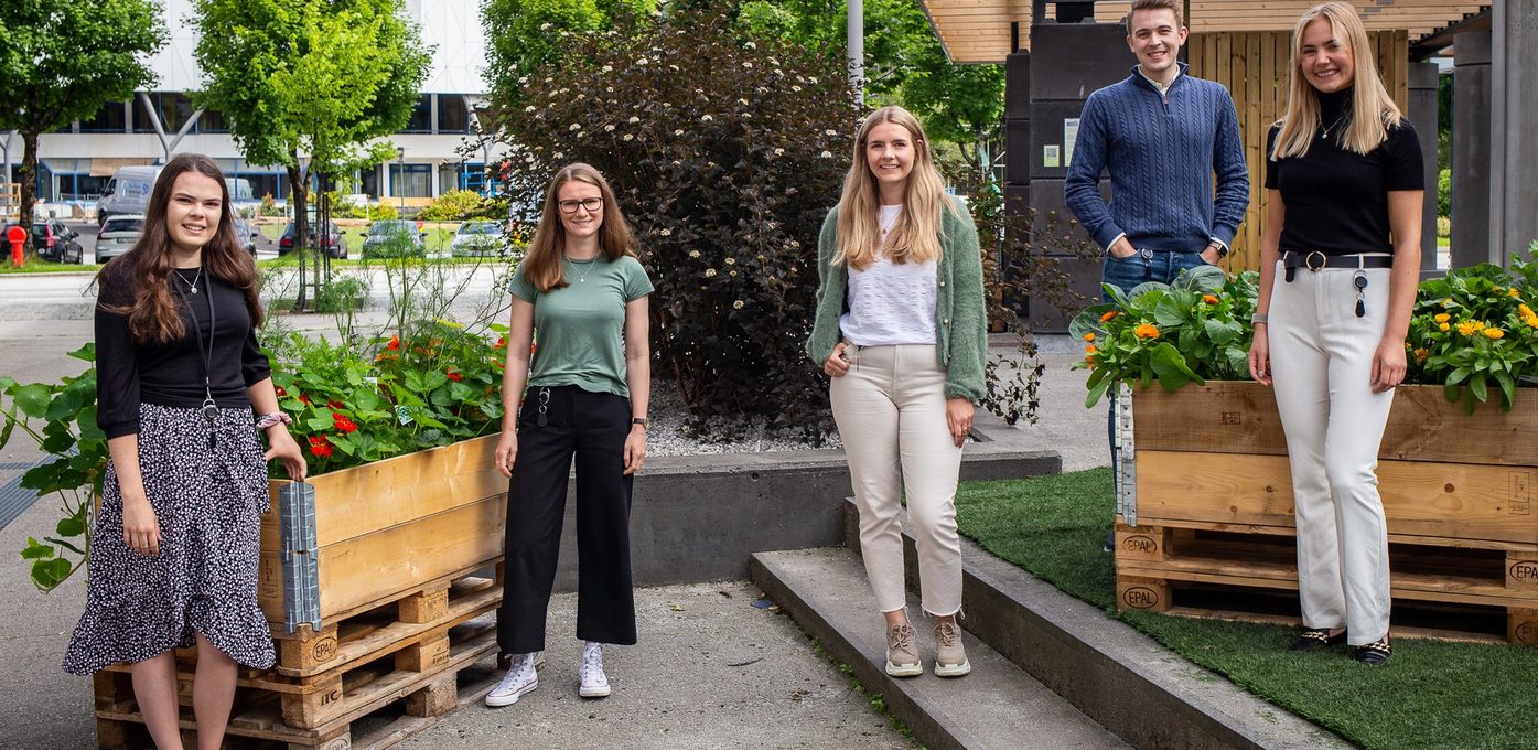 Juriststudent: Sommarvikarar Bilde