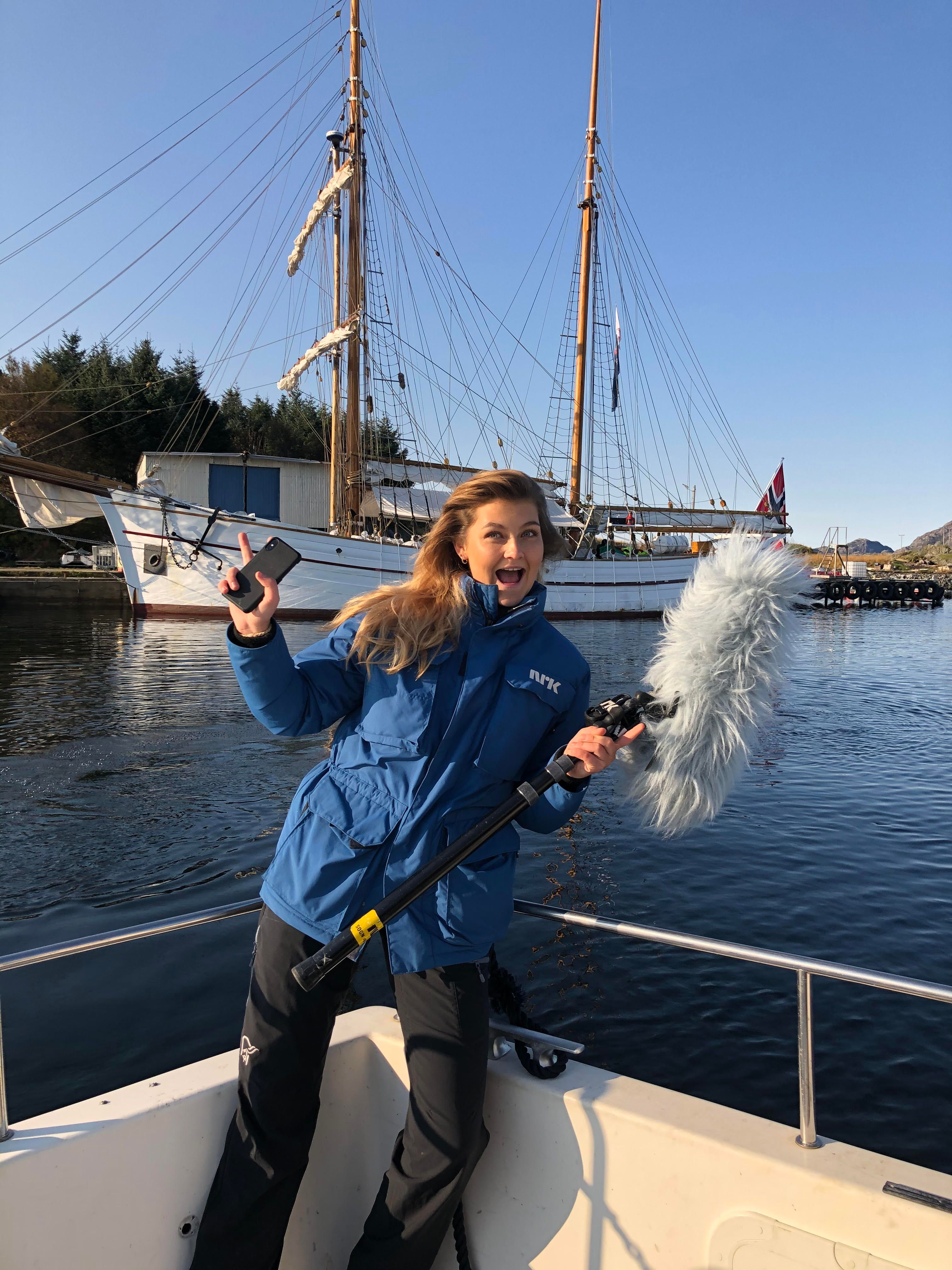 Julianne på jobb i NRK