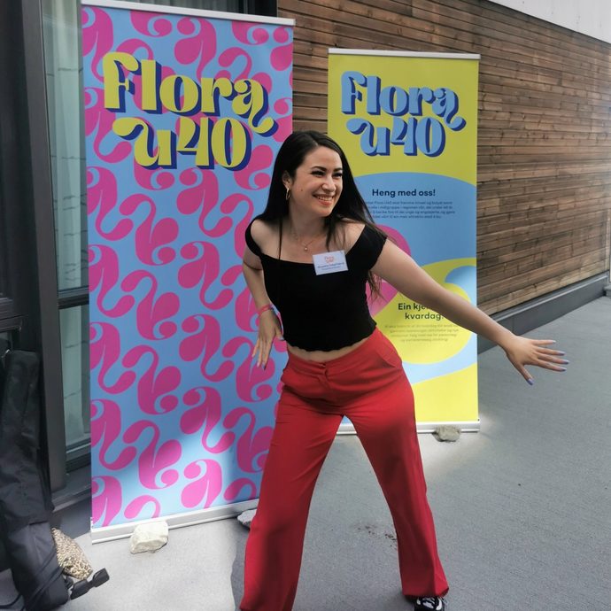 Alexandria Flora U40