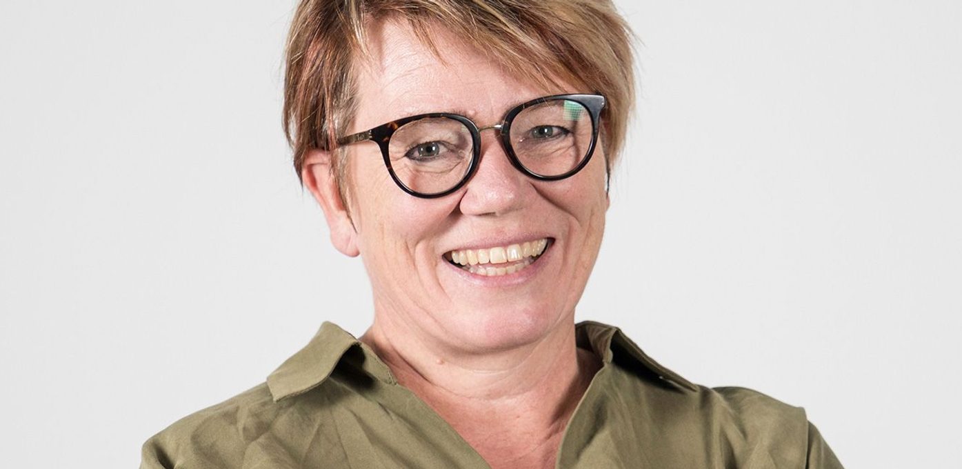 linda hovland loves her job