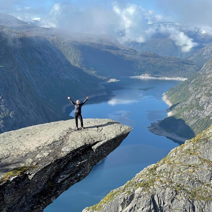 anine fjelltur trolltunga