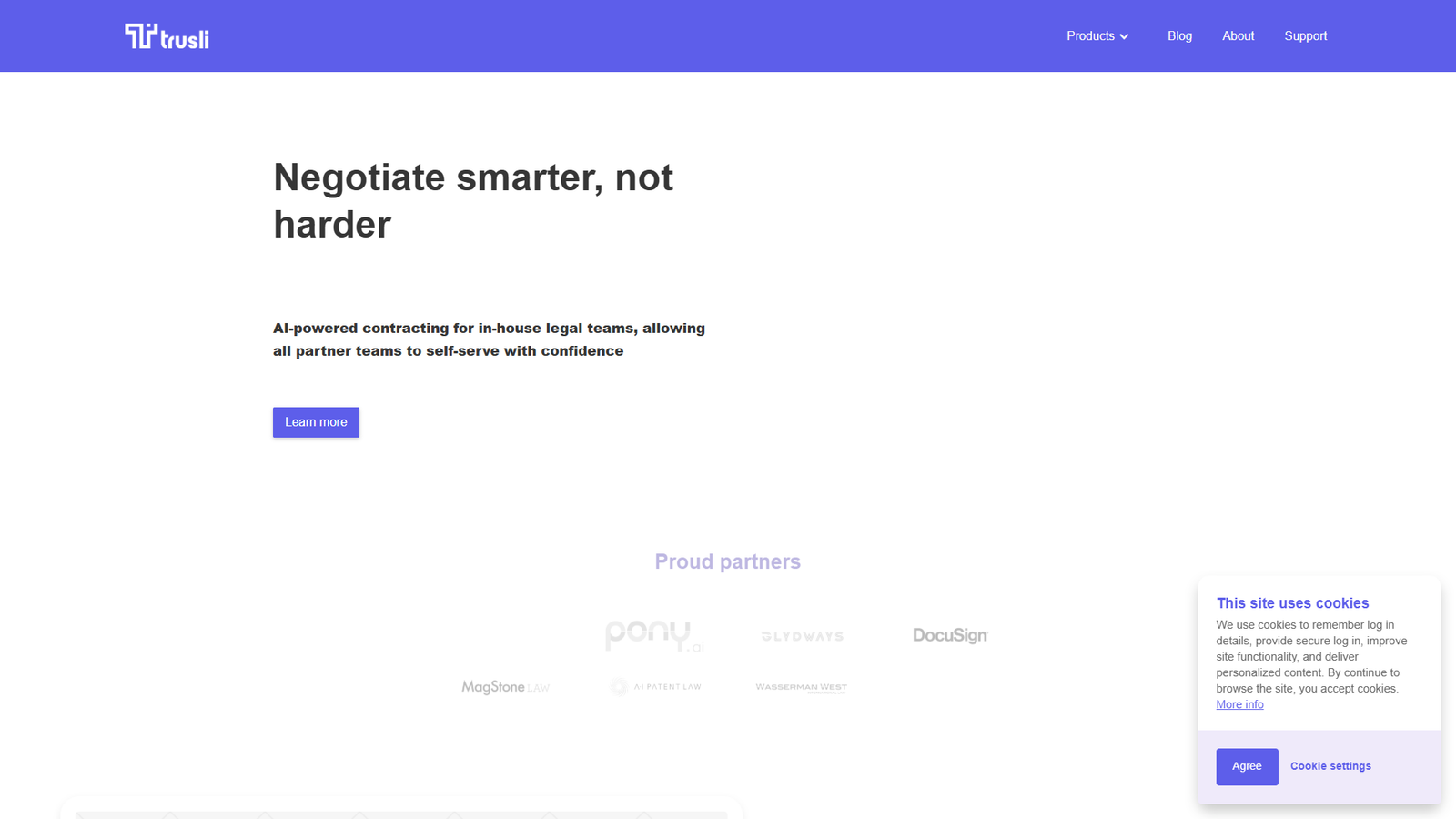 Trusli ContractPro — интерфейс нейросети Trusli ContractPro — интерфейс нейросети