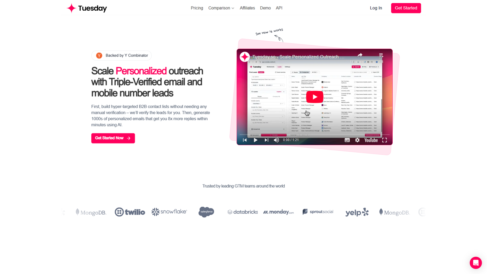 Tuesday — интерфейс нейросети Tuesday — интерфейс нейросети