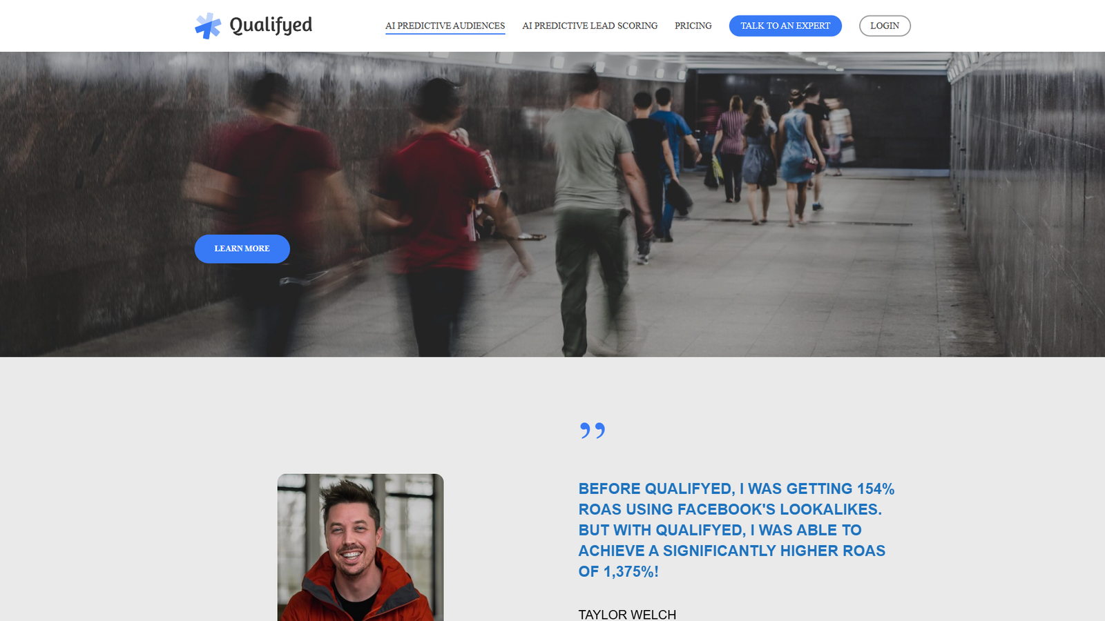 Qualifyed AI Predictive Audiences — интерфейс нейросети Qualifyed AI Predictive Audiences — интерфейс нейросети