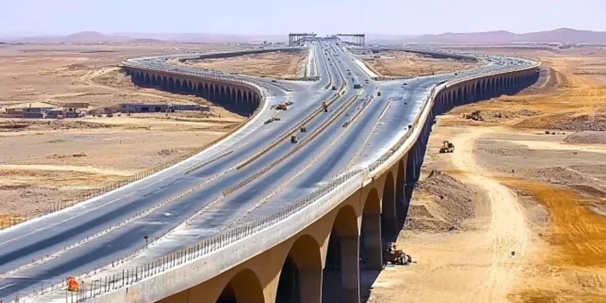 African Roads & Highways: A Travel Guide for Road Explorers