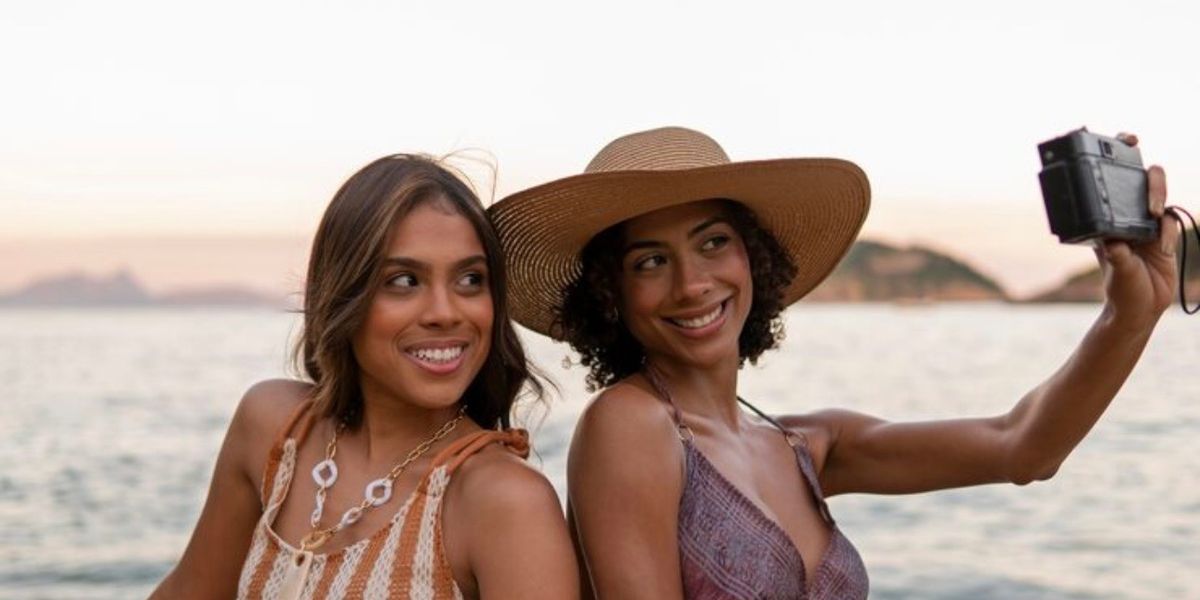 Safari vs Beach: Choosing Your Perfect African Experience