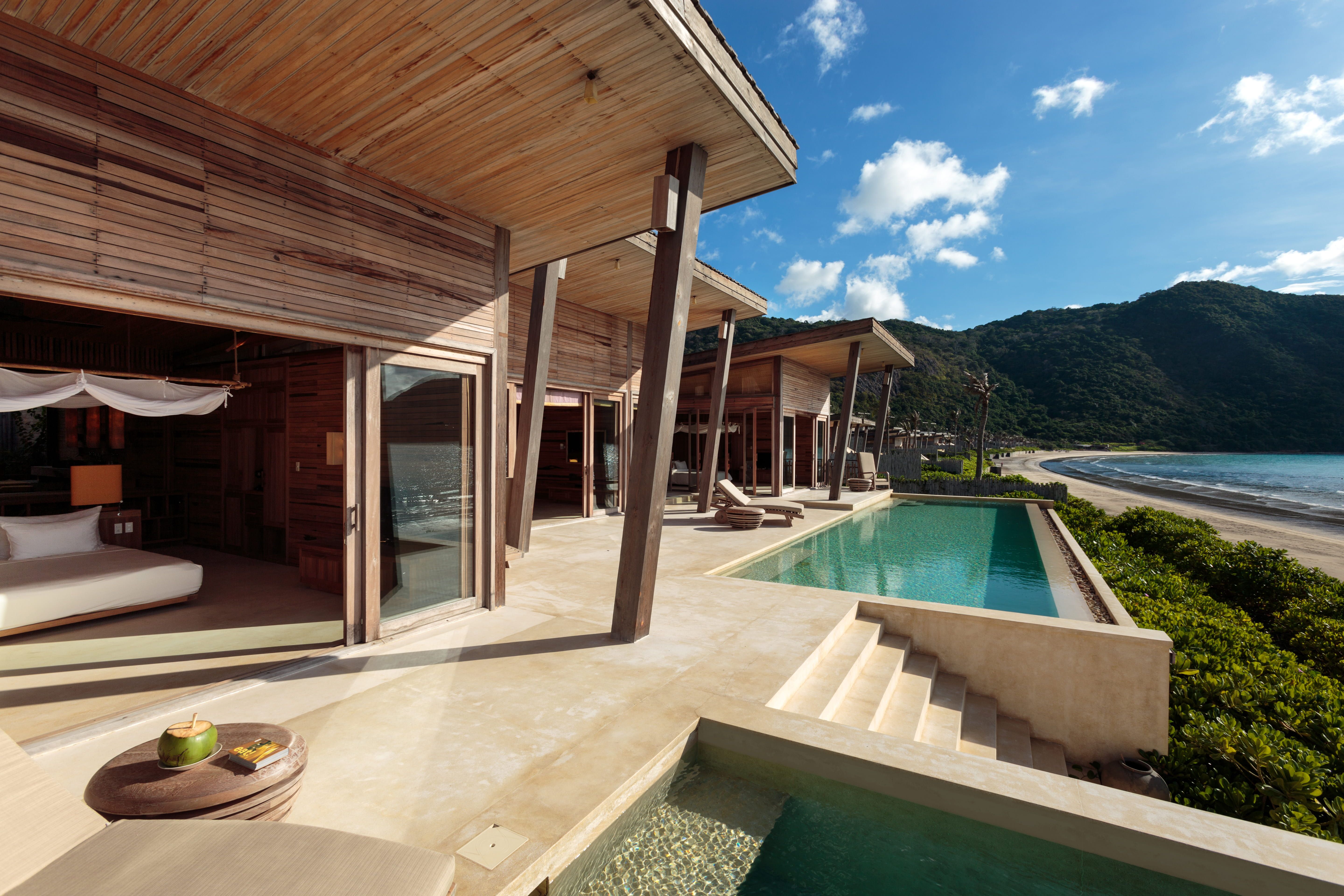 Beachfront Pool Villa